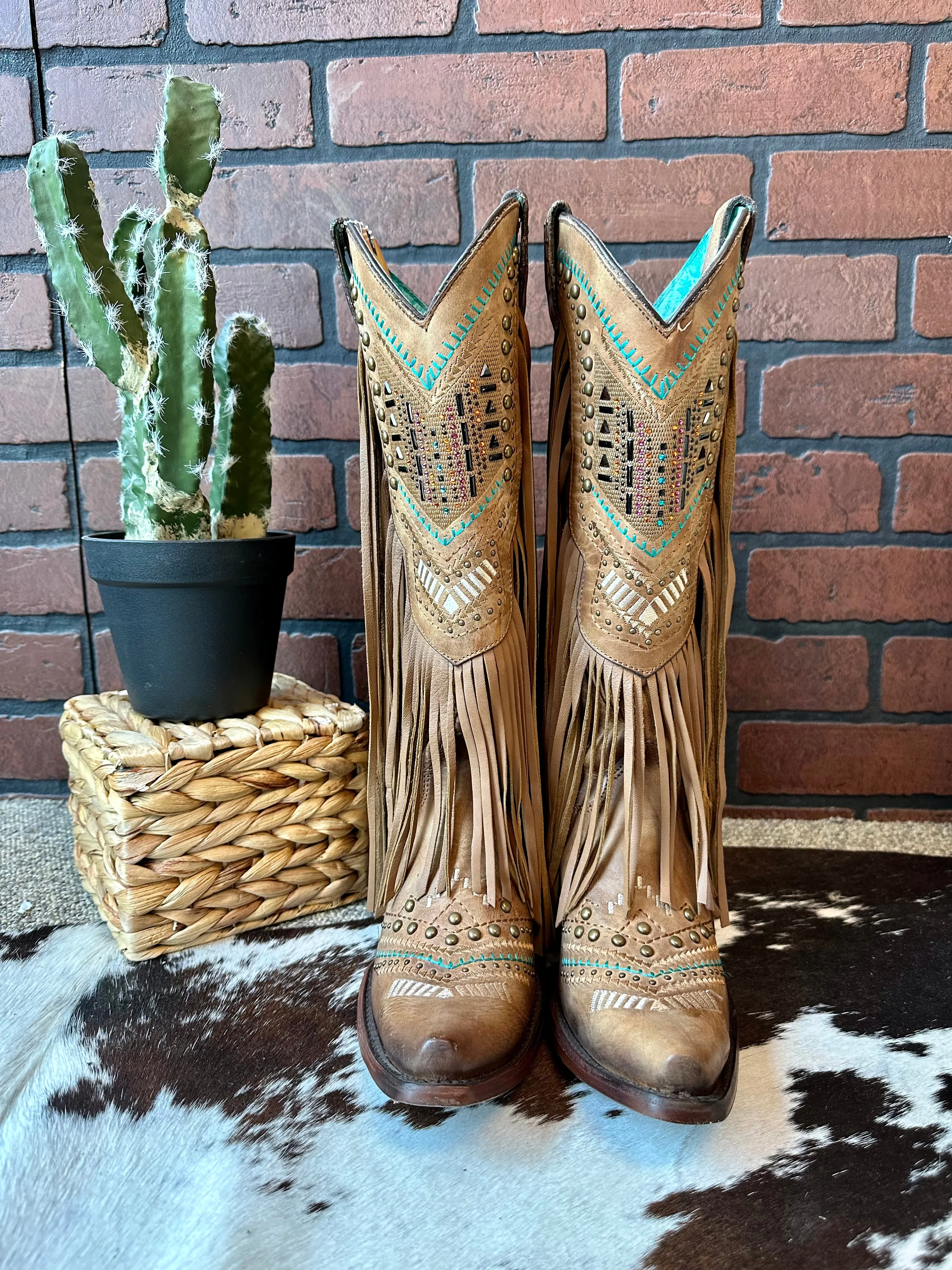 heel cup Warm Comfort Corral Women's Tan Swarovski Crystals Fringe Tall Snip Toe Cowgirl Boot C2910