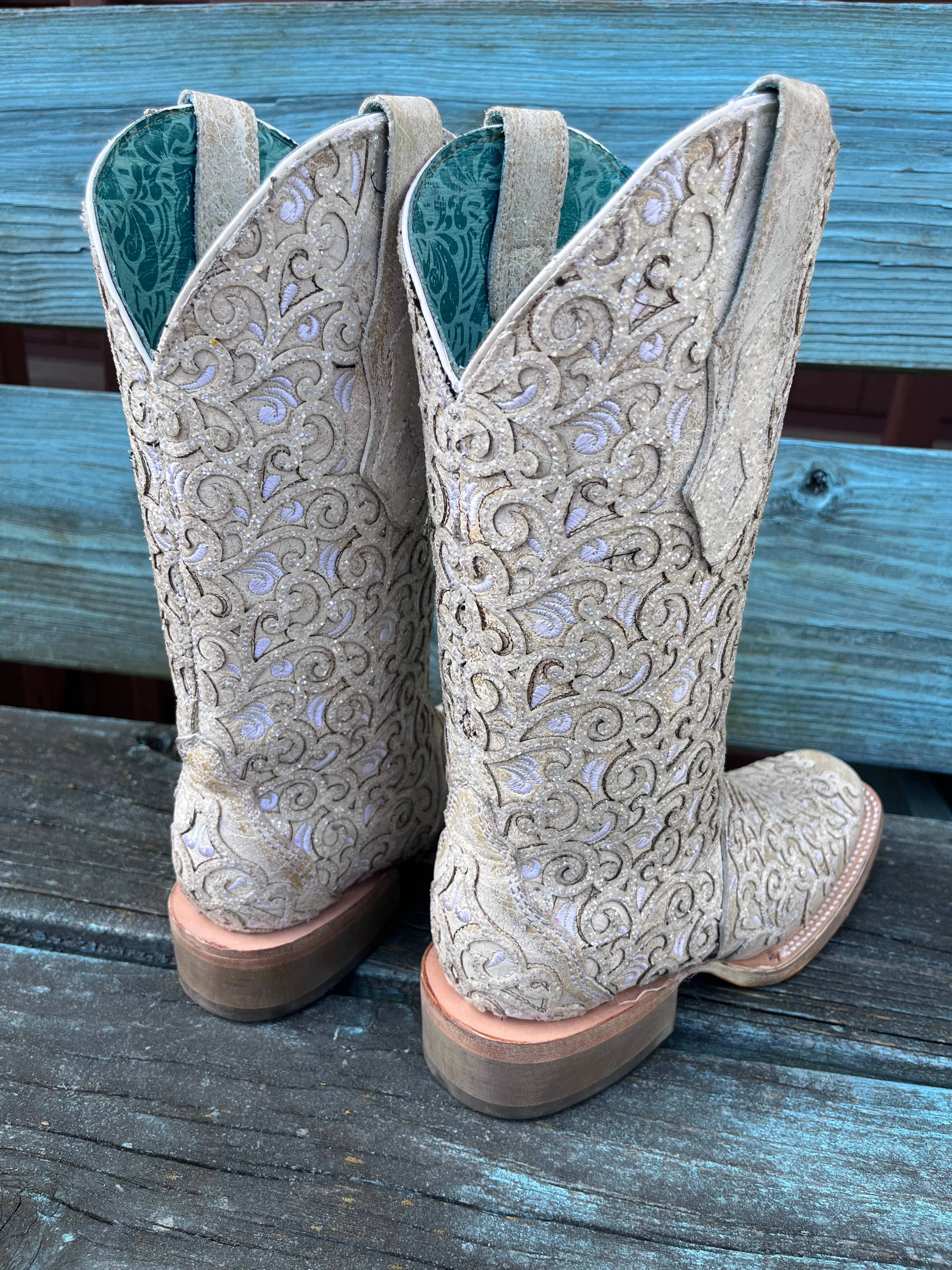 Corral Women's White Glitter Overlay & Embroidered Square Toe Cowgirl Boots C4059 Training Businessman