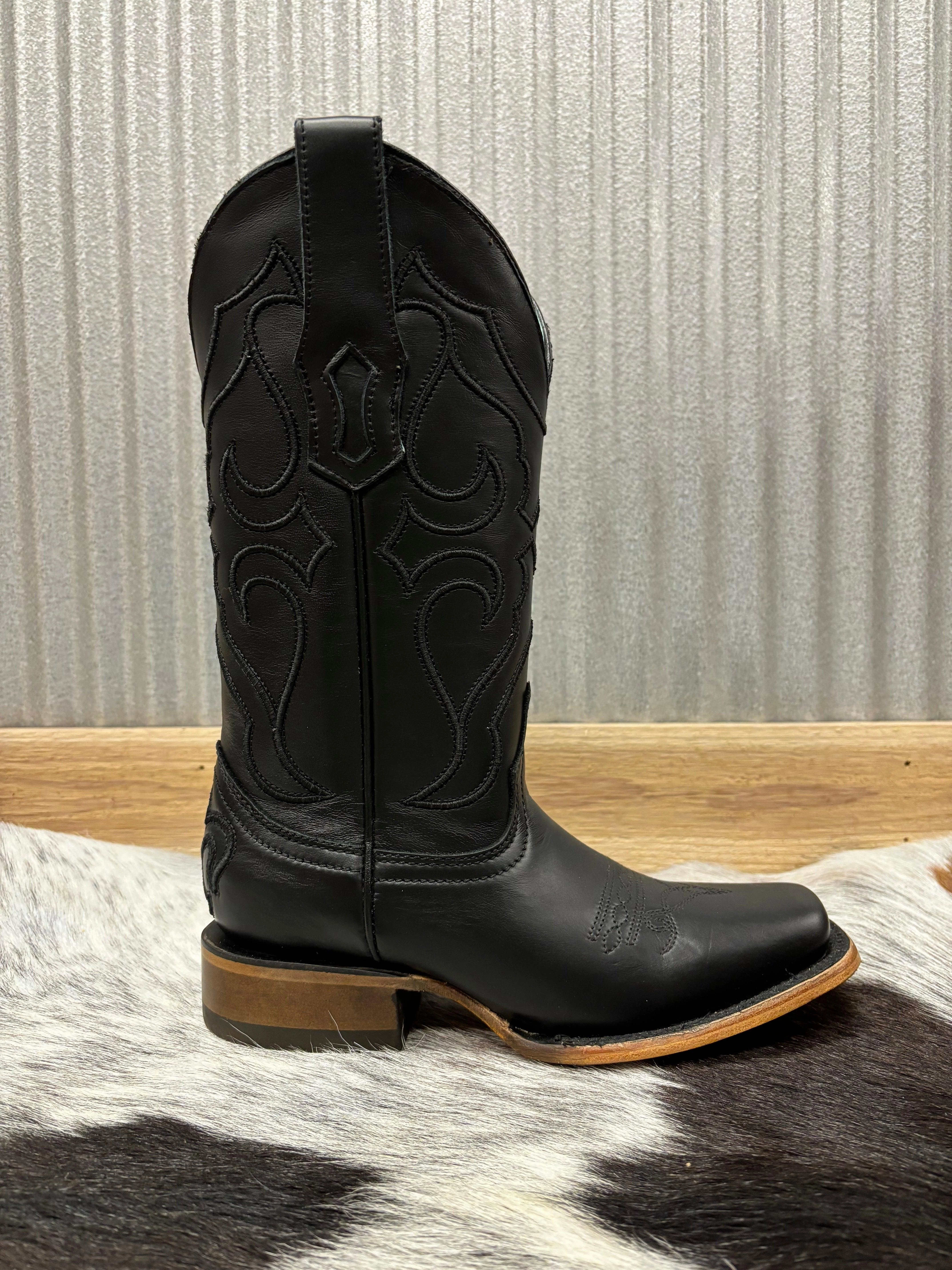 couple wear Slip-Resistant Sole Corral Women's Black Leather Embroidered Square Toe Cowgirl Boots Z5167