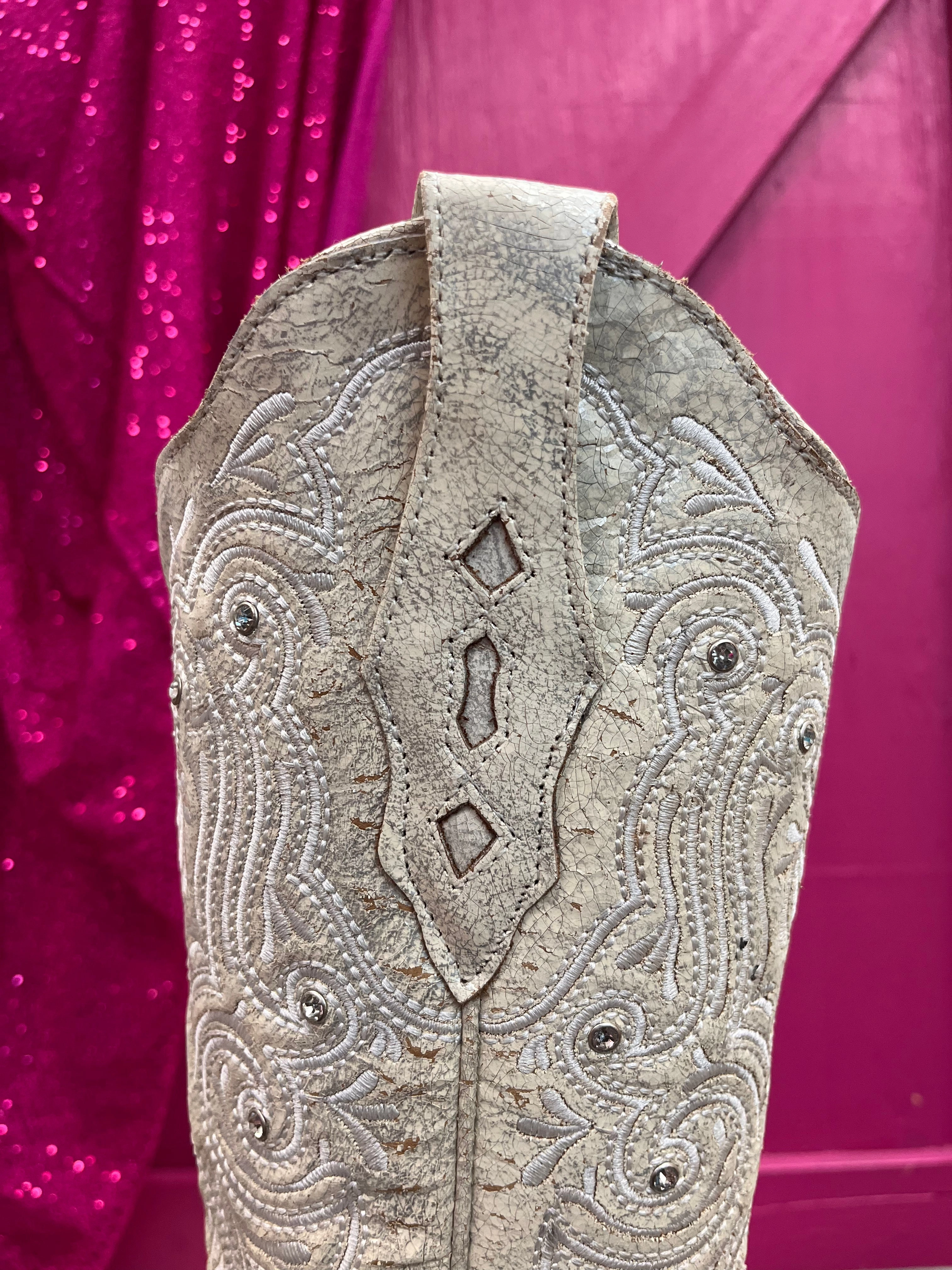 Corral Women's Bone White Crystal Overlay Snip Toe Cowgirl Boots Z5123 Long Walk