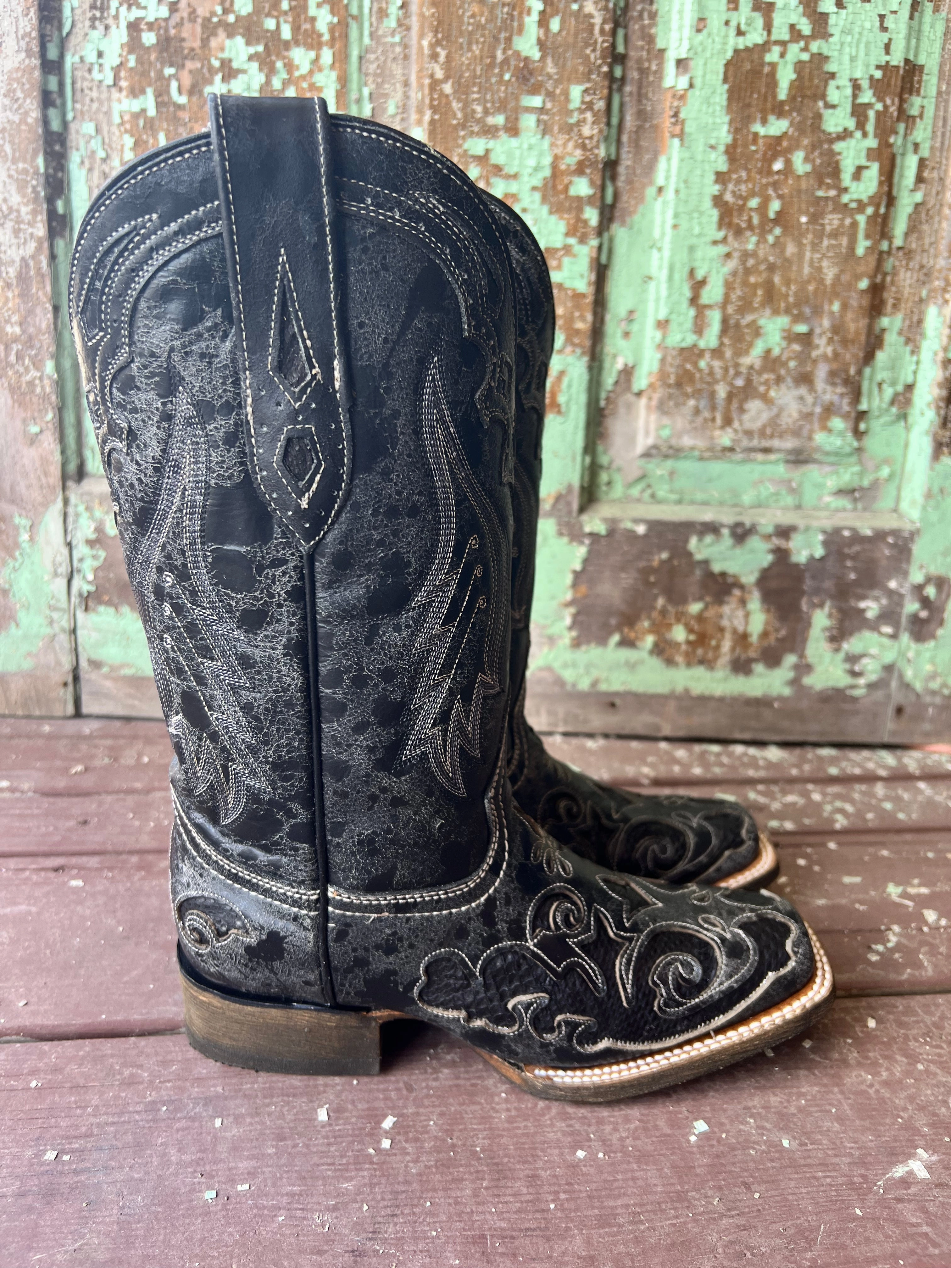Comfortable Balance Corral Women's Distressed Black Snake Inlay Square Toe Western Boots A2402
