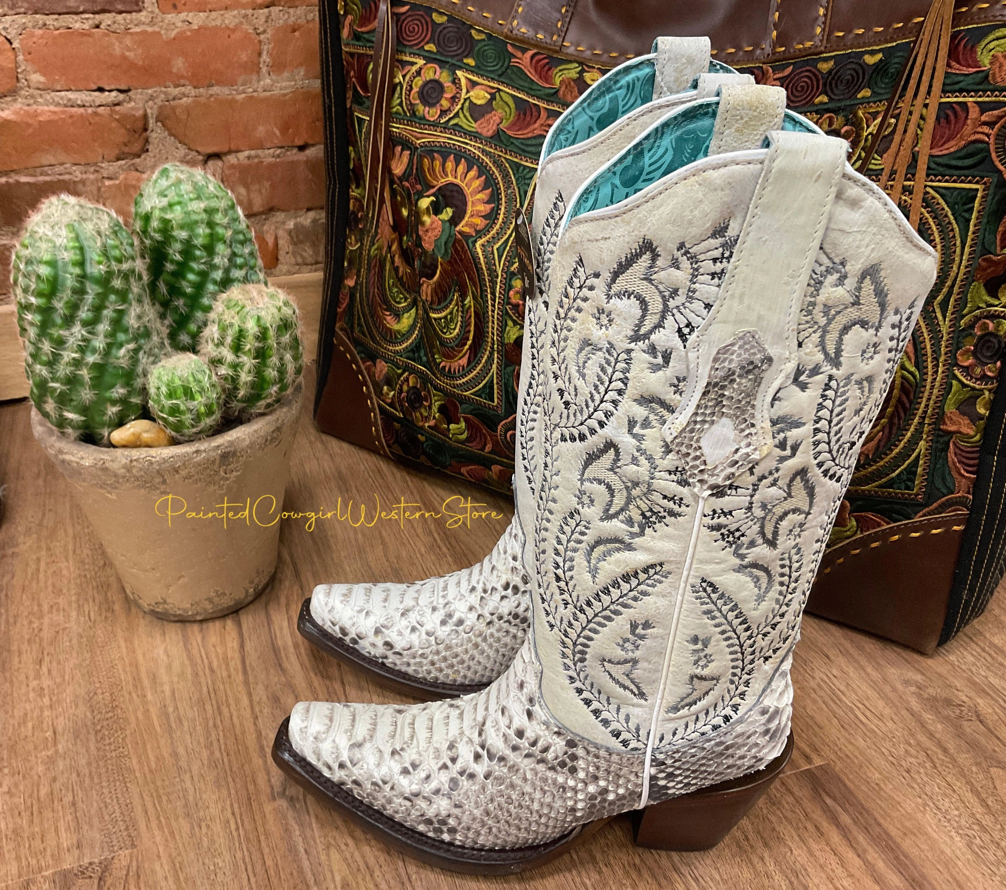 Durable Grip Easy on Corral Women's Natural Python Snip Toe Cowgirl Boots A4135