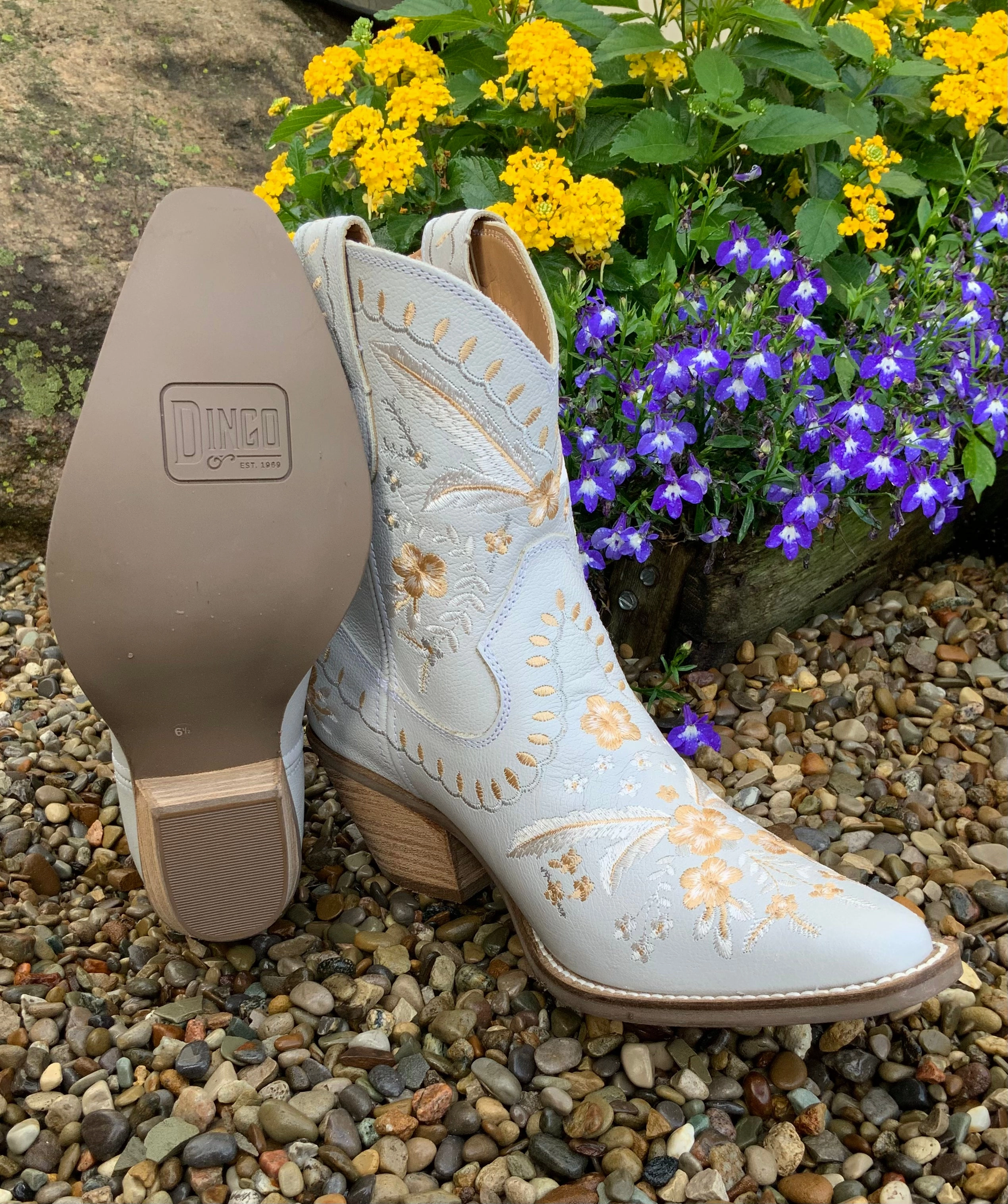 Dingo Women's Primrose White Cowgirl Ankle Booties DI748 Active Lifestyle Strong Grip