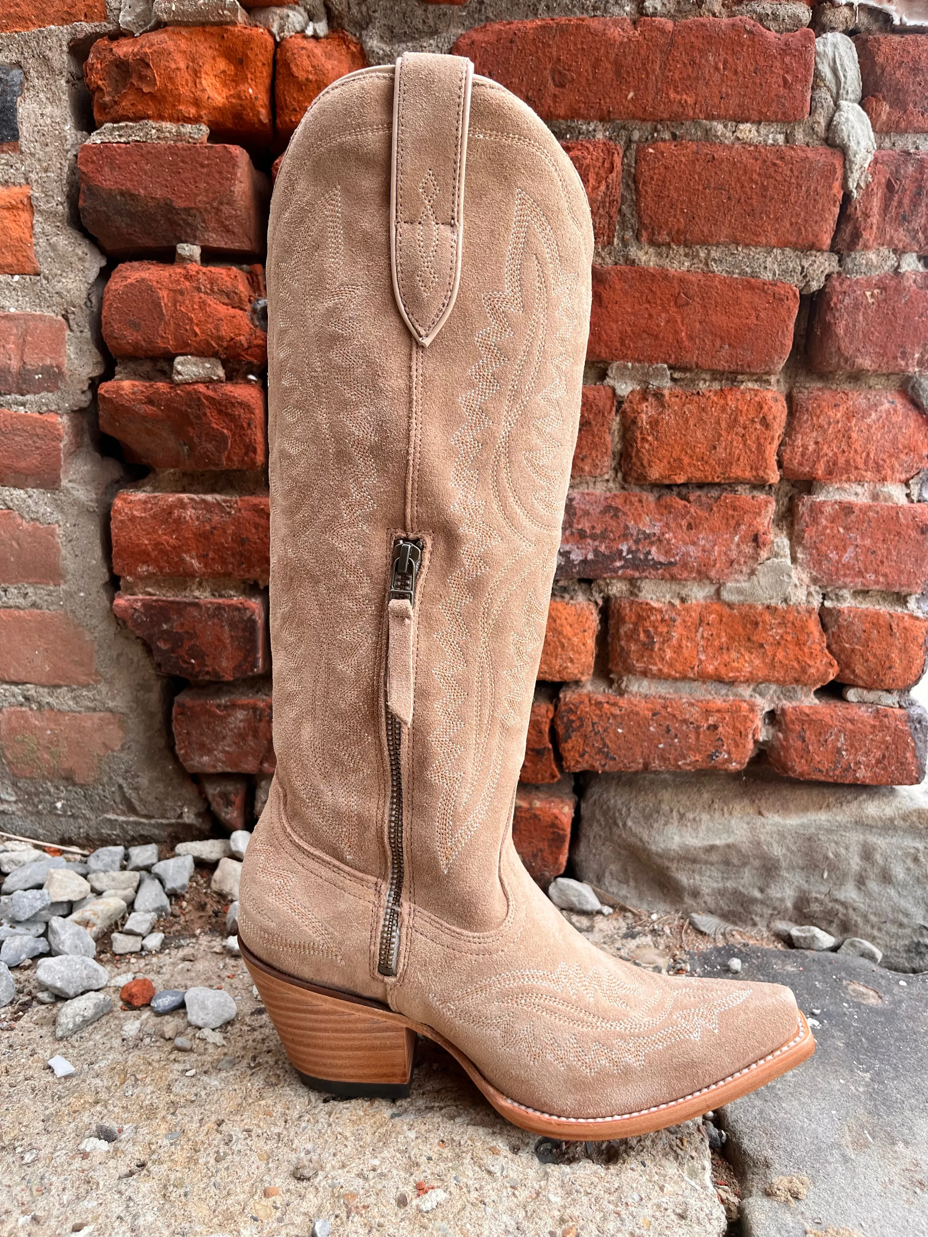 Ariat Women's Casanova Truly Taupe Tall Western Cowgirl Boots 10053650 Rugged Design