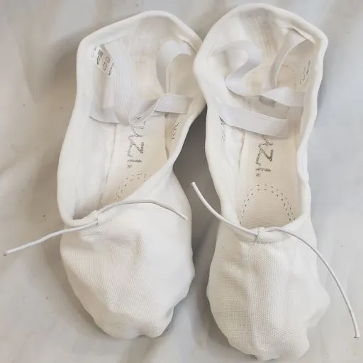 Power Base Wellesley -- Canvas Split Sole Ballet -- White