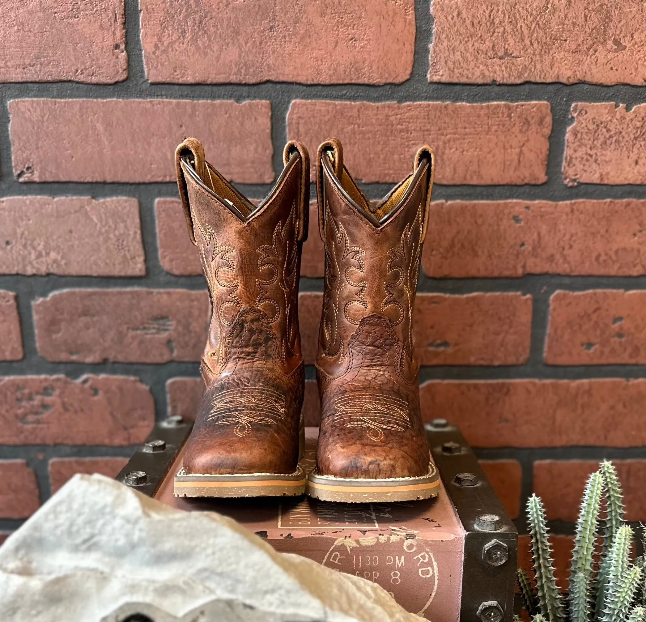 Dan Post Children/Youth Boy's Rust Brown Leather Square Toe Durant JR Western Cowboy Boot DPC2926 DPC3926 Good Traction
