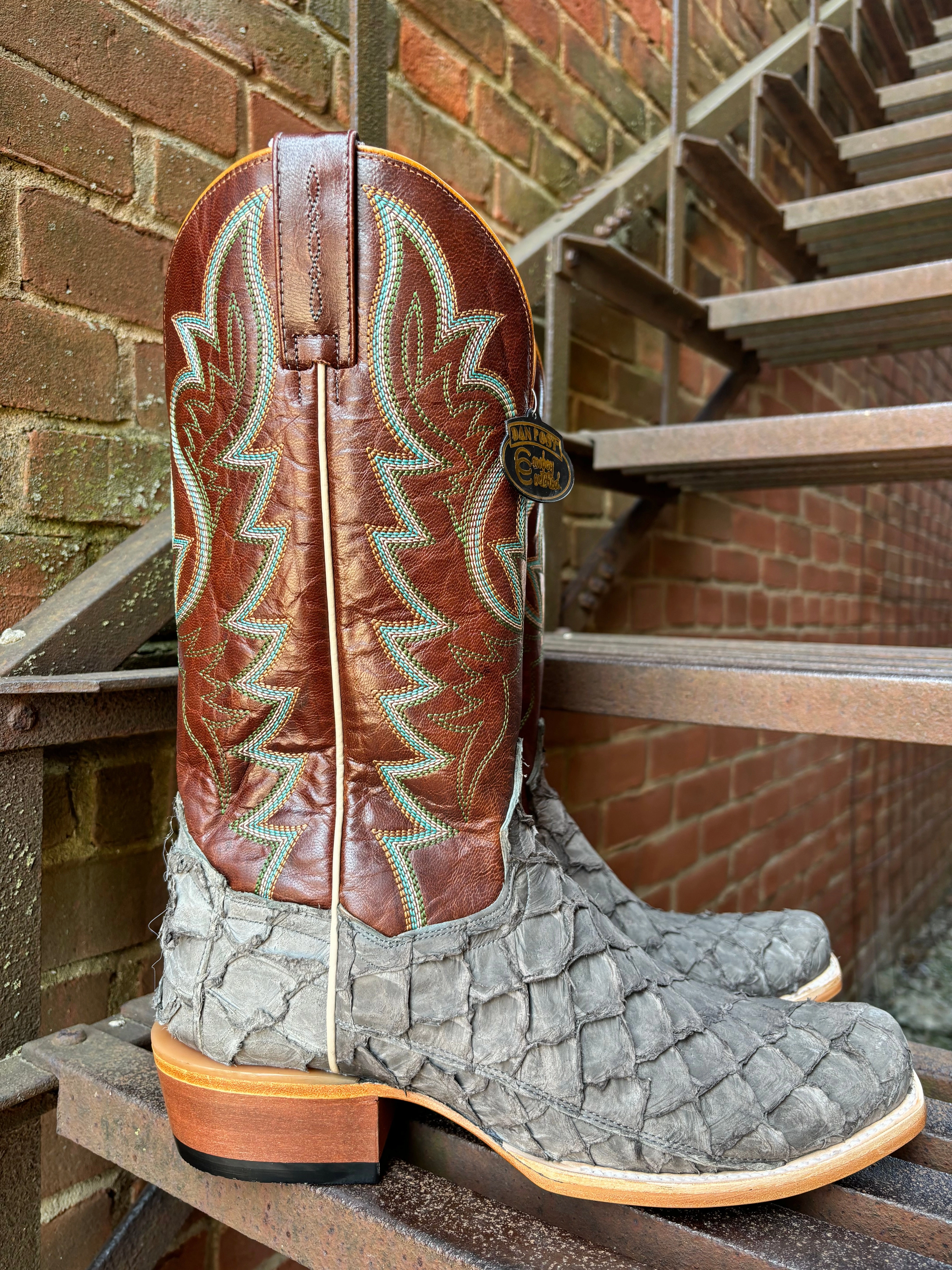 Subtle Finish Dan Post Men's Riggs Grey Pirarucu Big Bass Cutter Toe Western Cowboy Boots DP5022