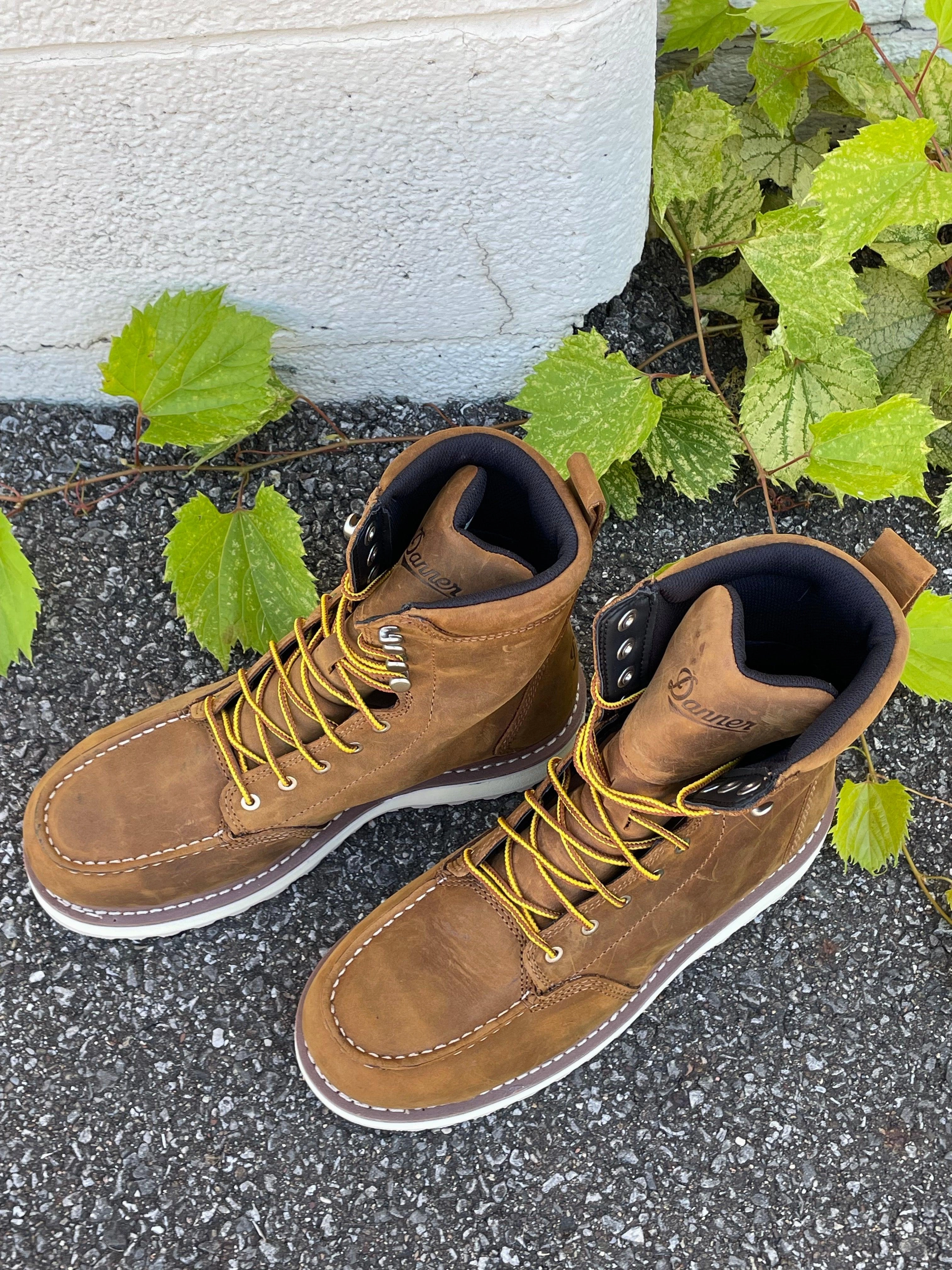 Danner Men's Cedar River Brown 8" Waterproof Aluminum Moc Toe Work Boot 14303 Comfort Grip