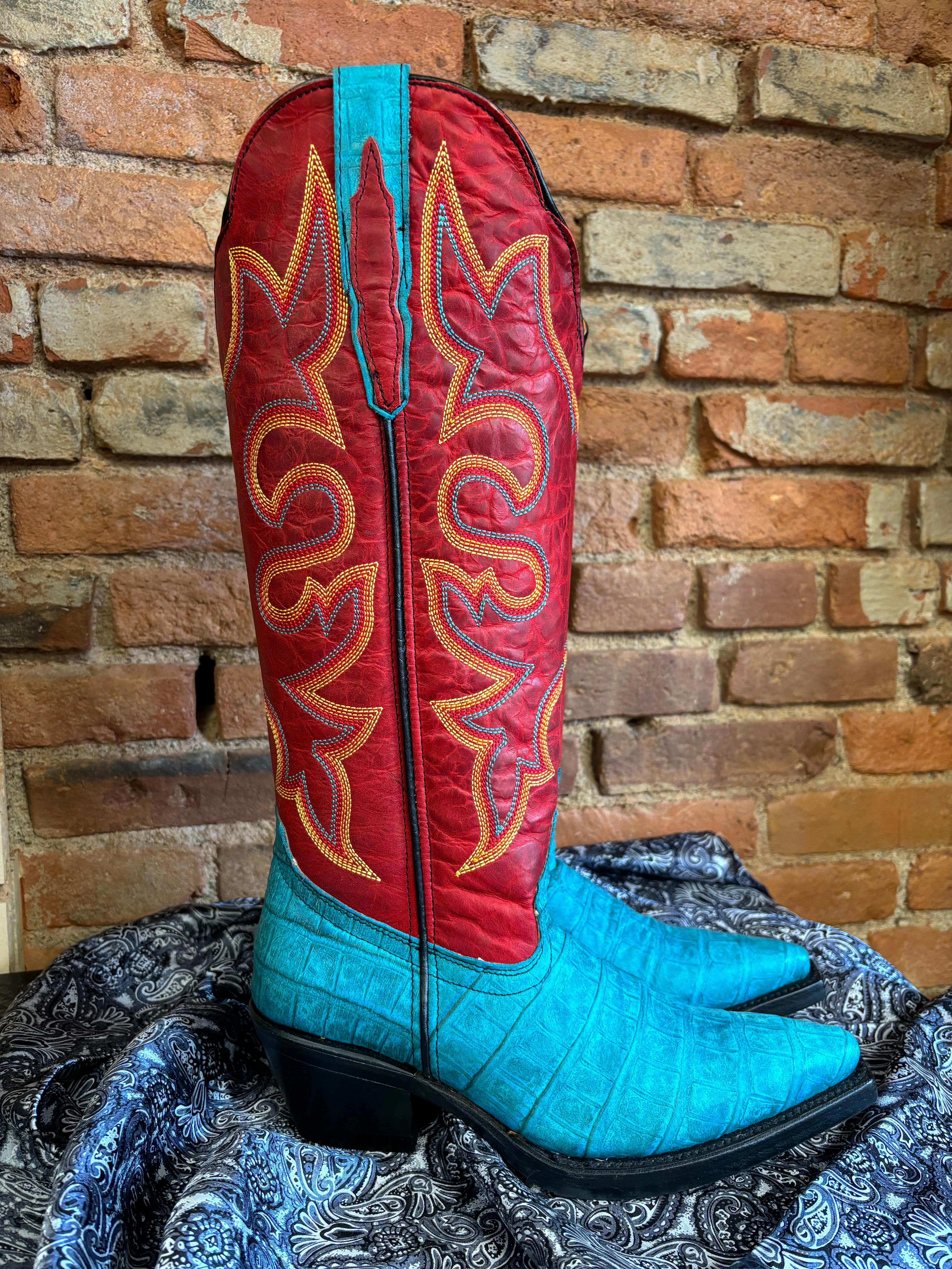 Heel Support Dingo Women's Royale Matilda Red & Turquoise Caiman Print Snip Toe Tall Cowgirl Boots DI231