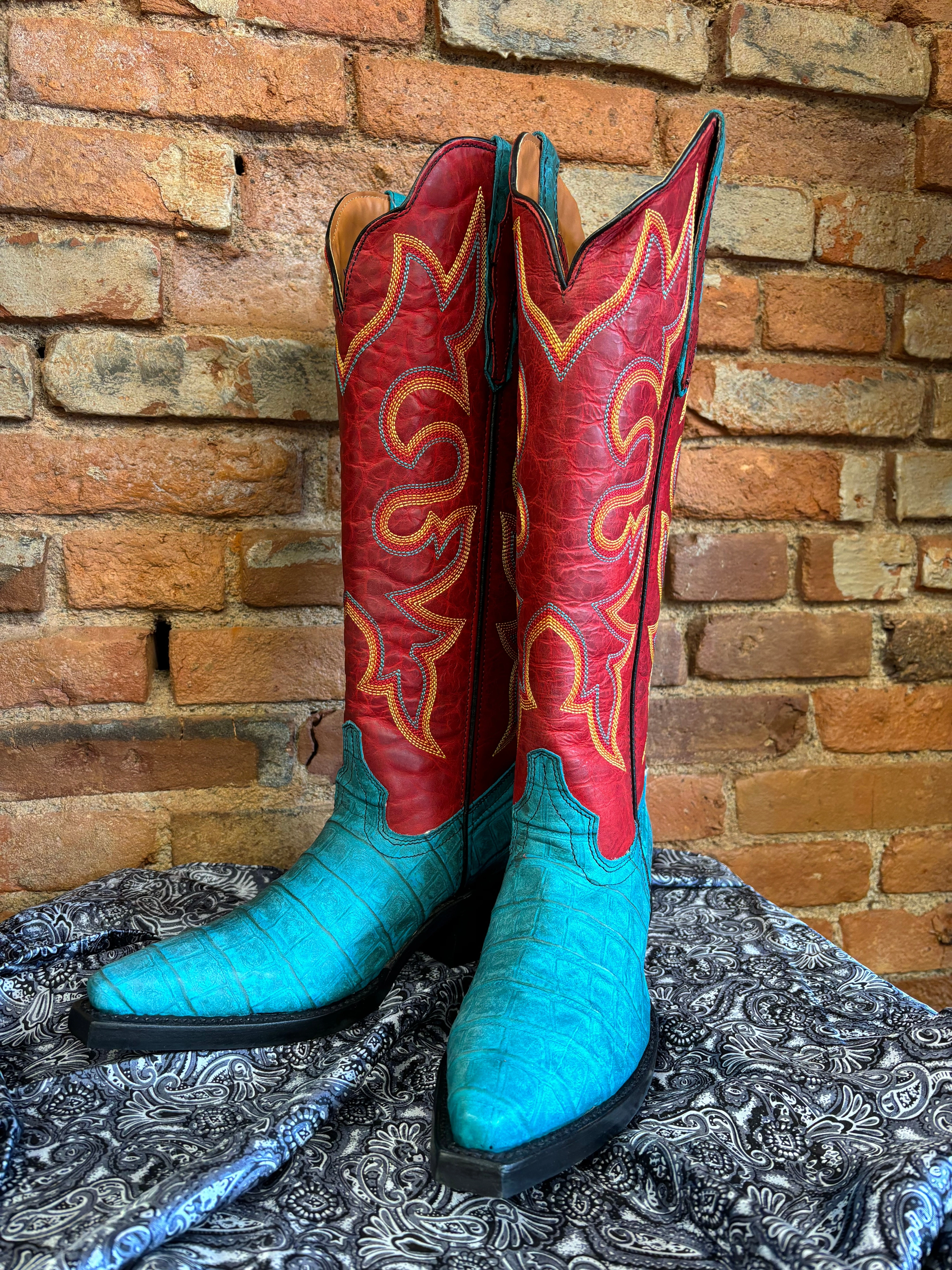 Dingo Women's Royale Matilda Red & Turquoise Caiman Print Snip Toe Tall Cowgirl Boots DI231 City Travel