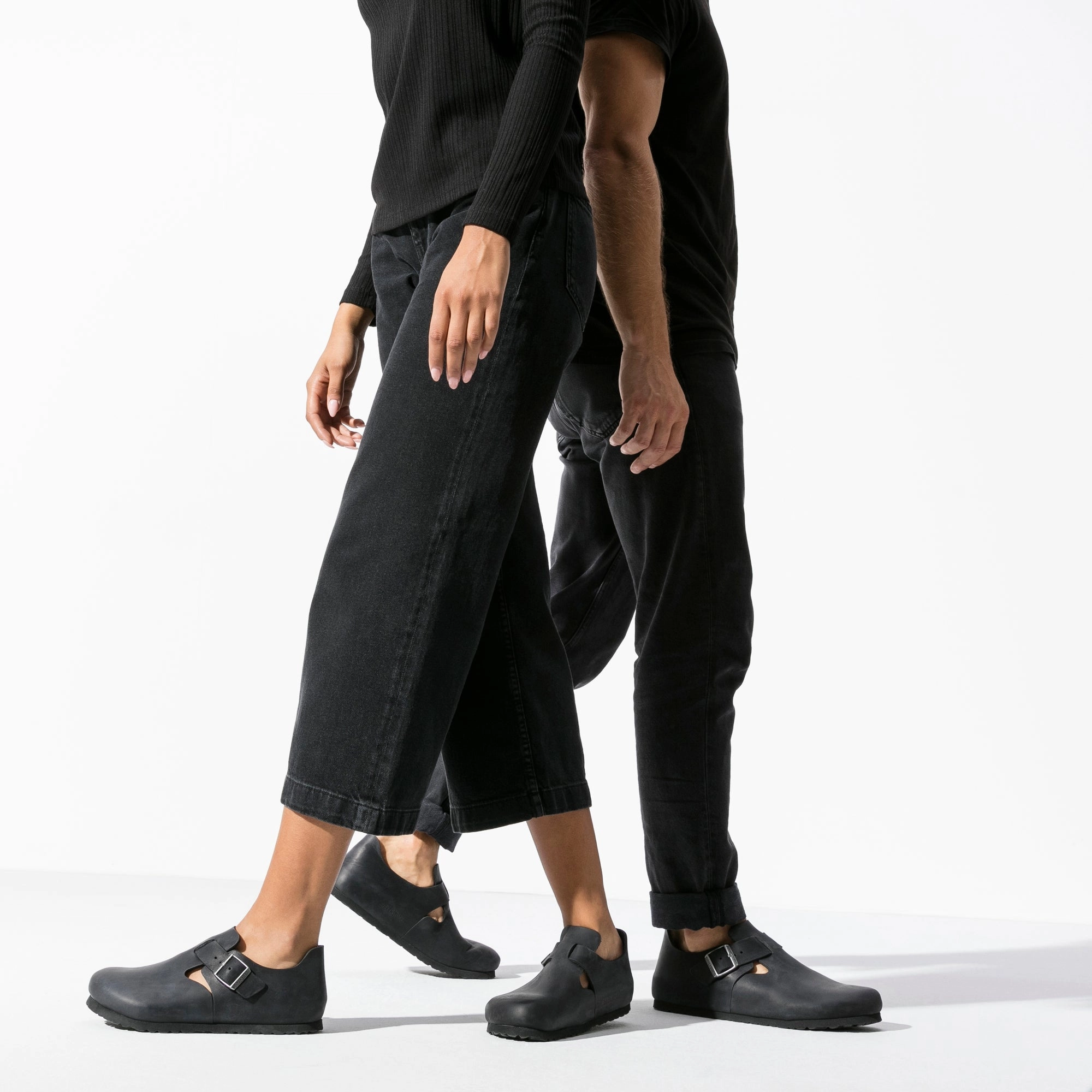 Street Protection London | Oiled Leather | Black