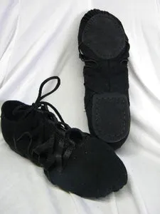 material Dream -- Canvas Split Sole Jazz Shoe, Suede Sole -- Black