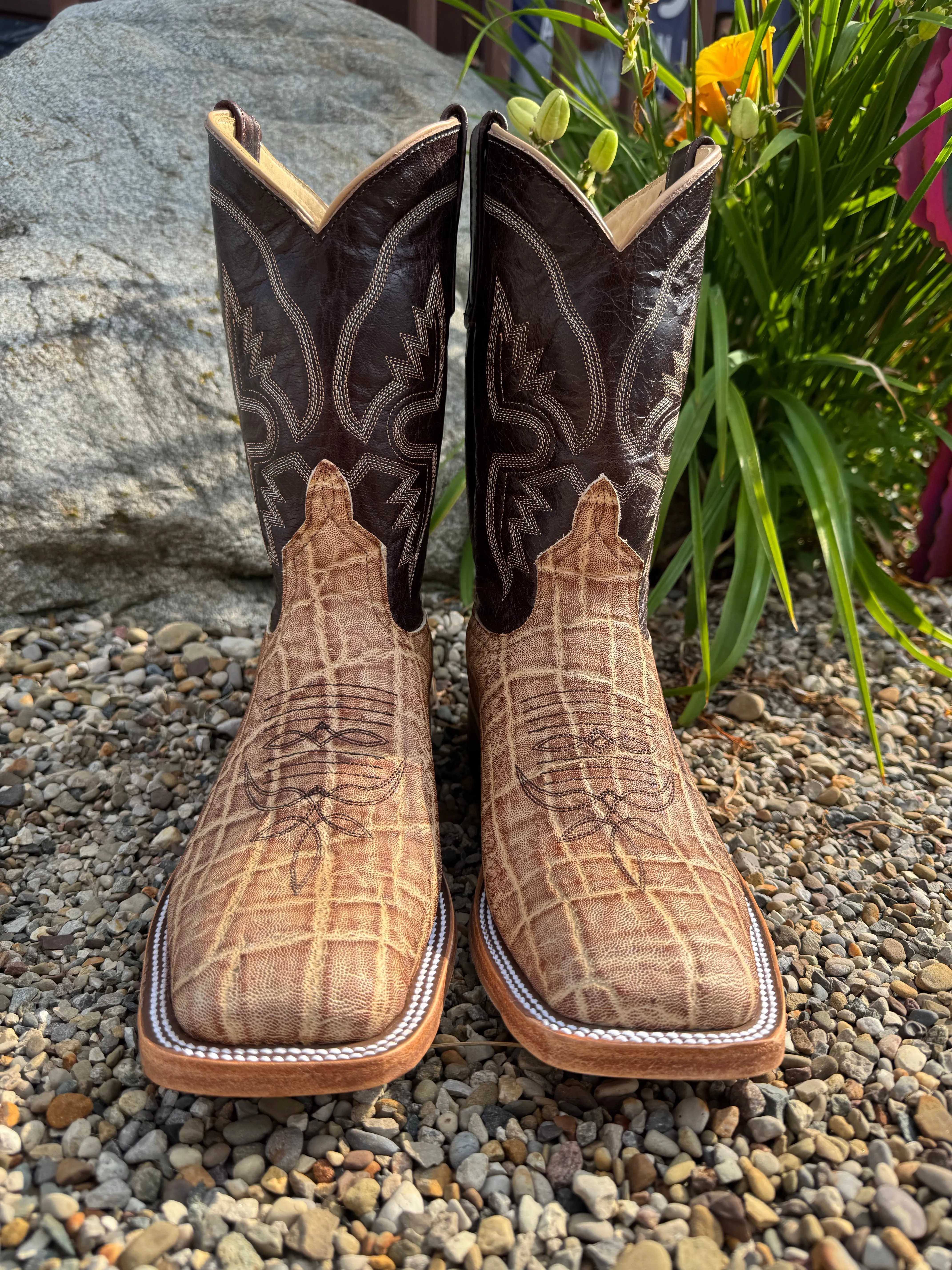Lace-Up Design Rain Shield Anderson Bean Men's Light Tan Tipped Elephant & 10 Chocolate Top Square Toe Cowboy Boots 339581