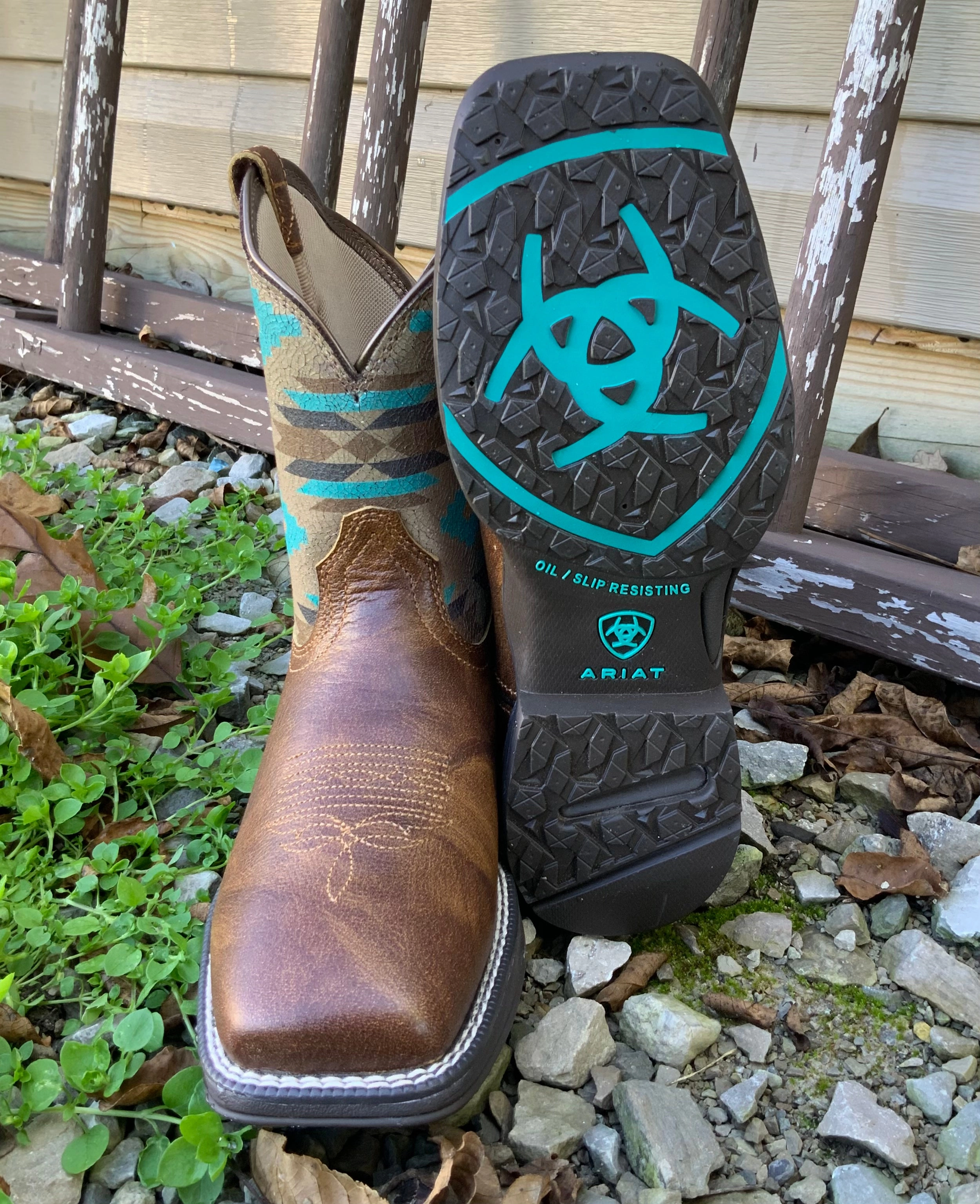 Easy Wear Utility Design Ariat Women's Dry Taupe Anthem Savanna Square Toe Shortie Boot 10042576