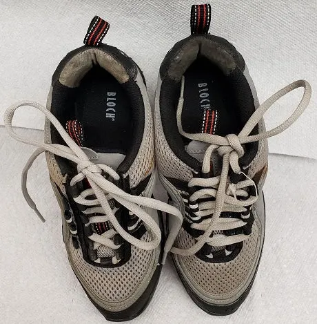 Elastic Leonard -- Split Sole Dancesneaker -- Grey