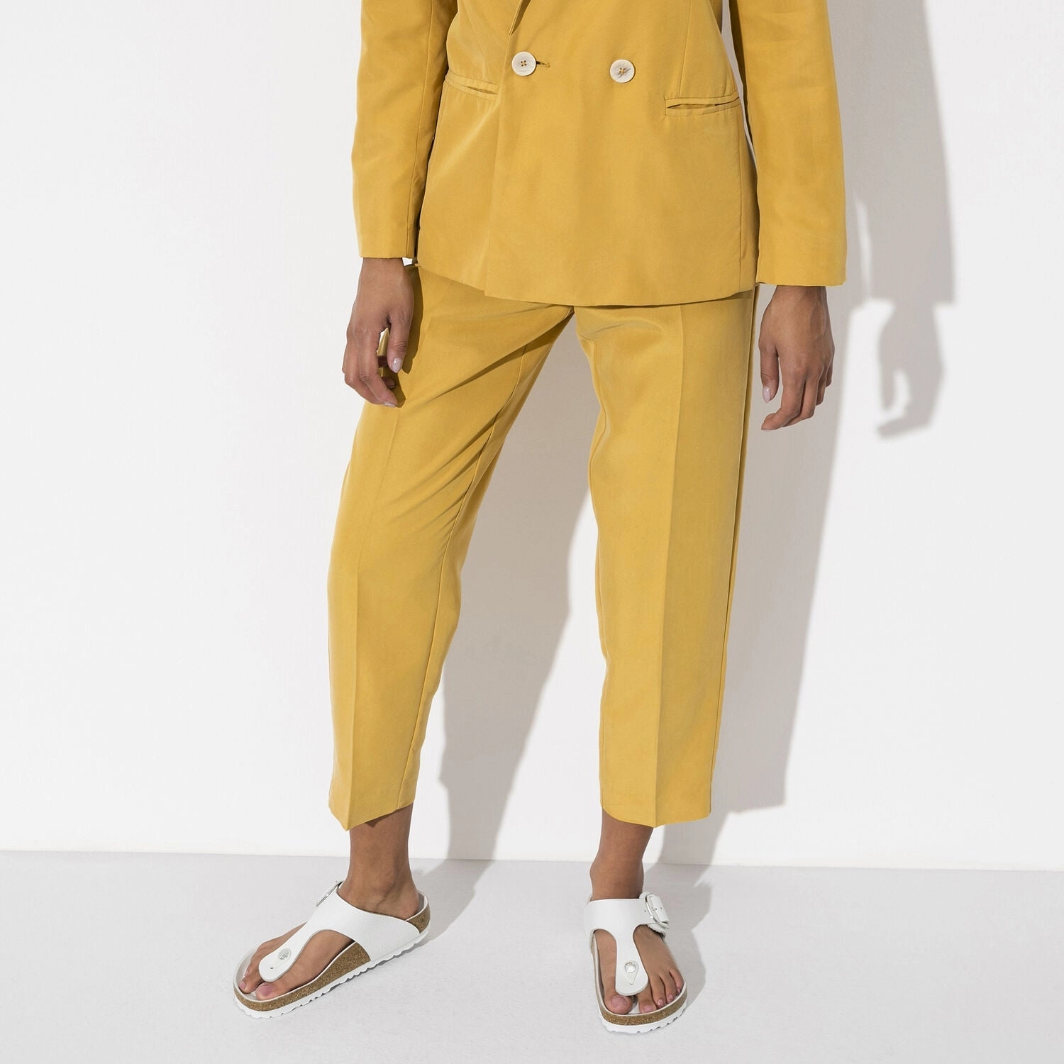 Gizeh | Big Buckle | Leather | White Shock absorption