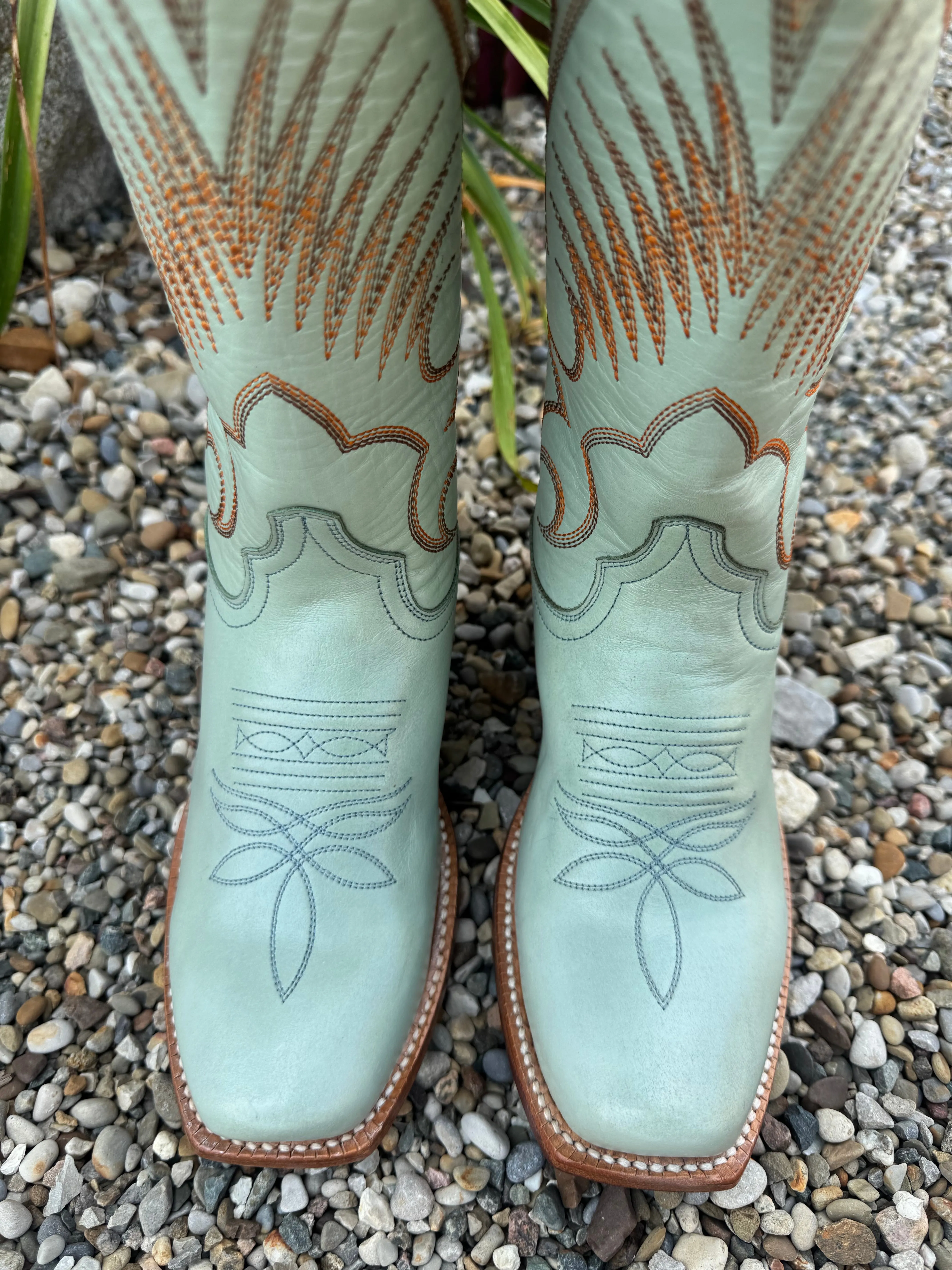 Horse Riding All-Purpose Use Hyer Womens Leawood Robin's Egg Blue Leather Cutter Toe Cowgirl Boots HW42010