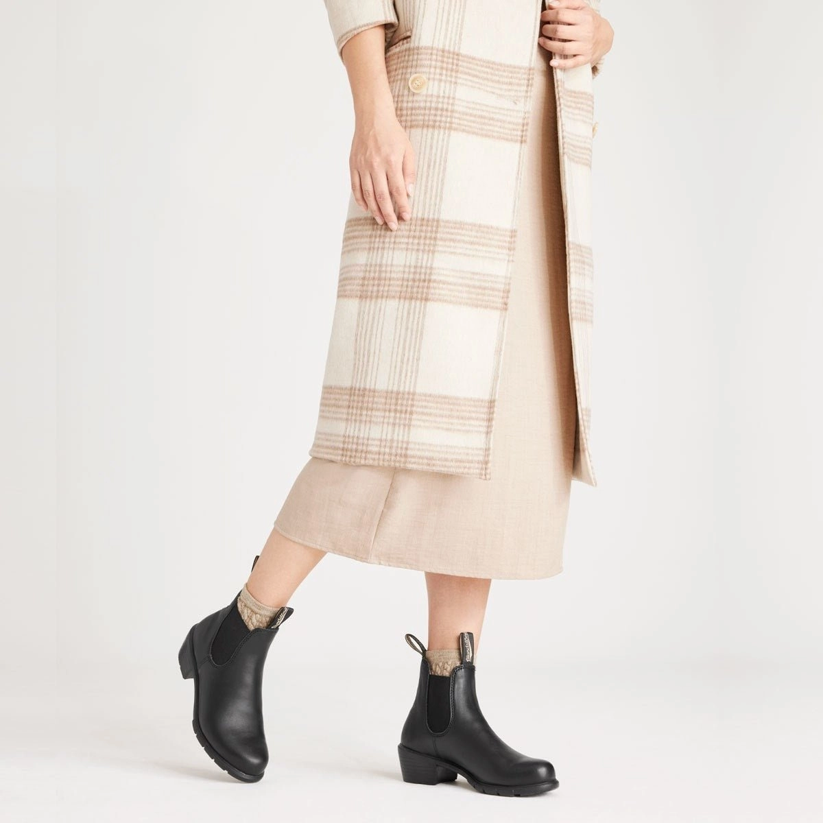 Women's Heeled Boot | Black #1671 Travel Light French Soft