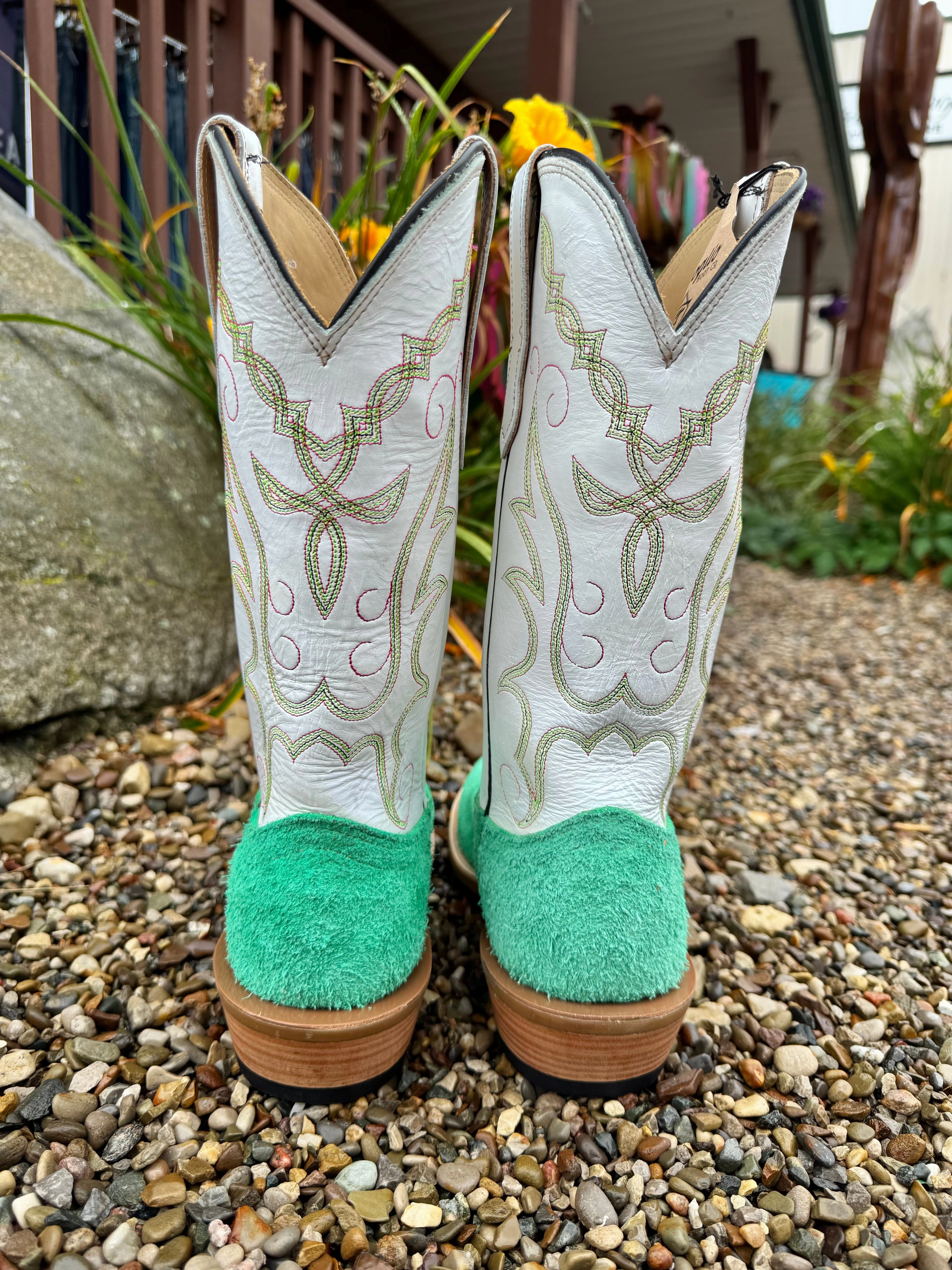 Fenoglio Italian Green Roughout Cowhide With White Top Cutter Toe Cowboy Boot FB00101689 Field Travel