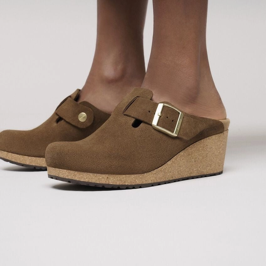 New Drop Ergonomic Design Fanny | Suede | Dark Tea