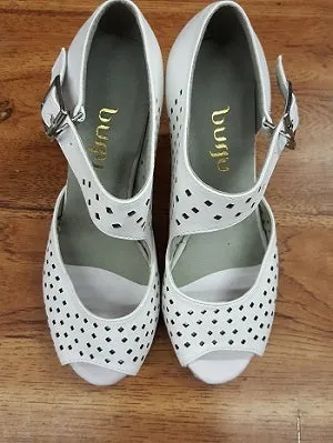 Youth Fresh 3" Onyx -- Women's Flare Heel Latin Sandal -- White