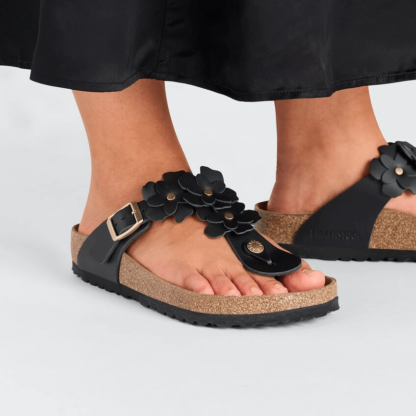 Gizeh Flower | Leather | Black Comfortable Flats Footwear for Active Lifestyle