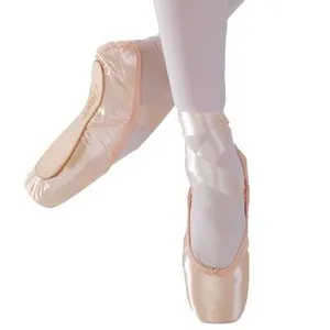Glisse -- Pointe Shoe -- European Pink Satin Durable Build Airport Travel Power Grip