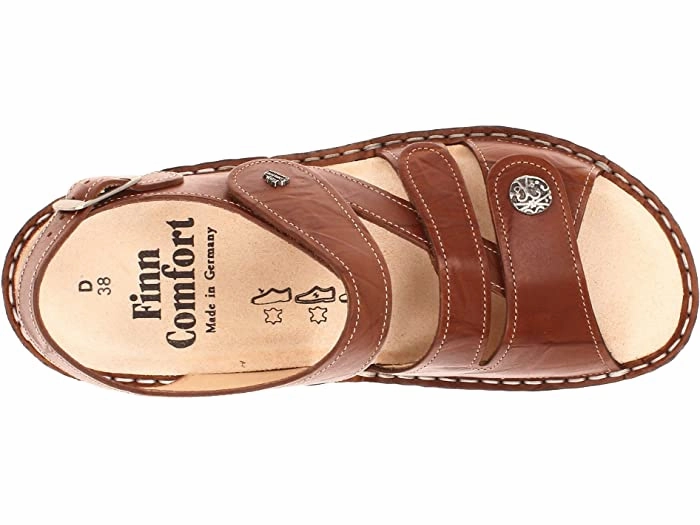 Gomera Soft Classic | Women | Cognac Plisseelight Chic Sandals for Vacation