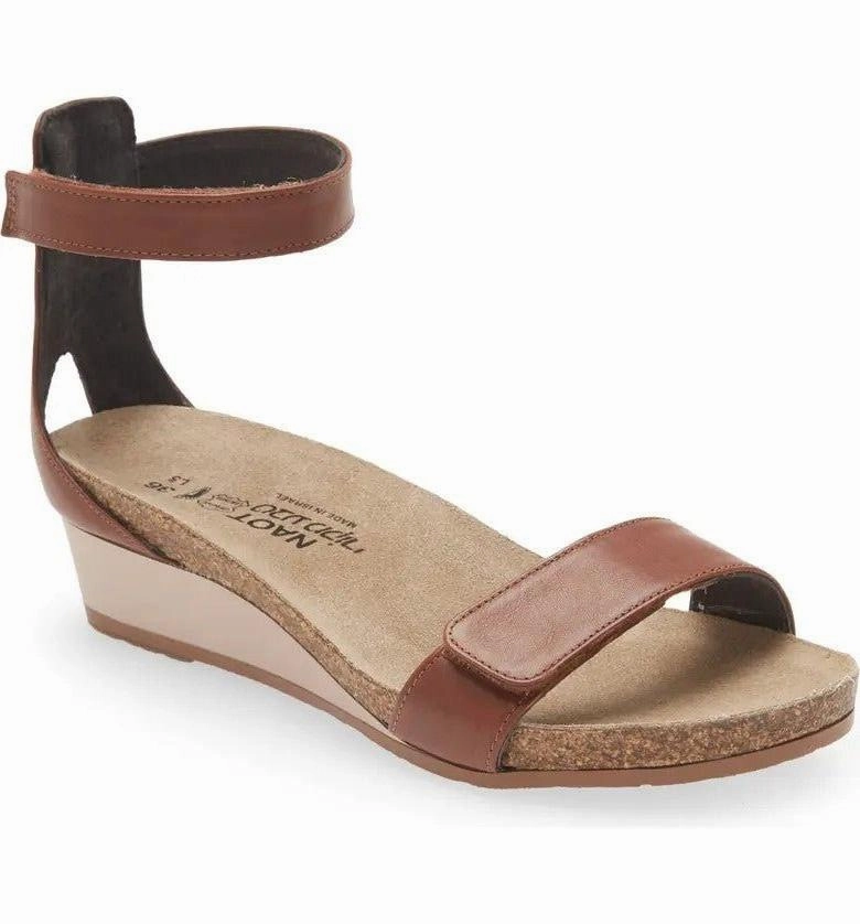 Mermaid | Leather | Soft Chestnut Buckle Detail