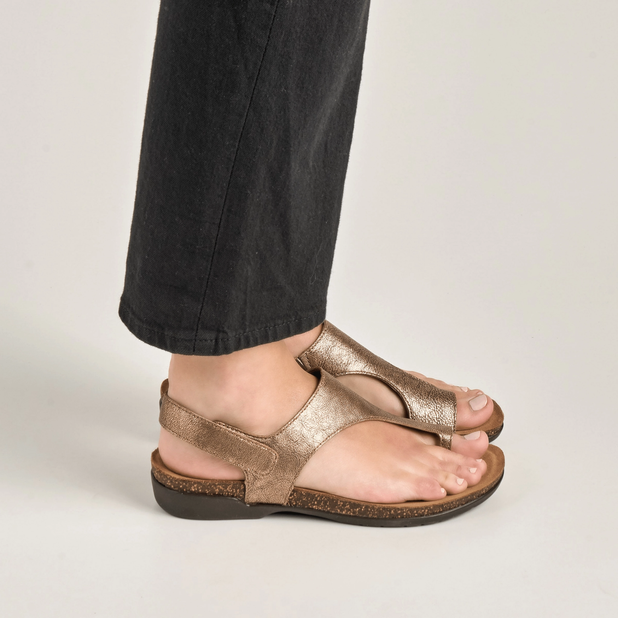 Easy Flow Hot Day Reece | Metallic Leather | Bronze