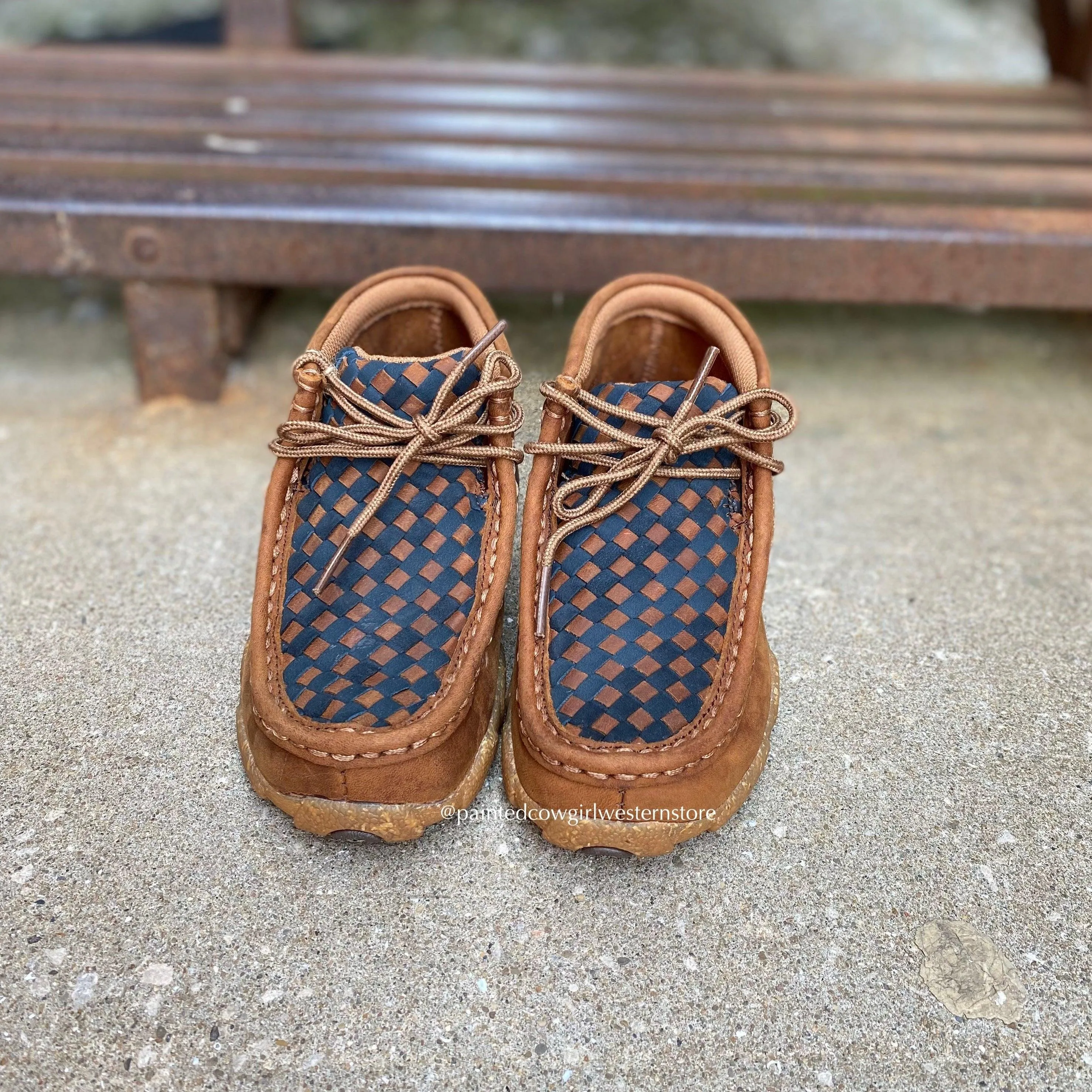 Tight Fit Reliable Grip Twisted X Youth Basketweave Leather Chukka Driving Moc Shoe YDM0046