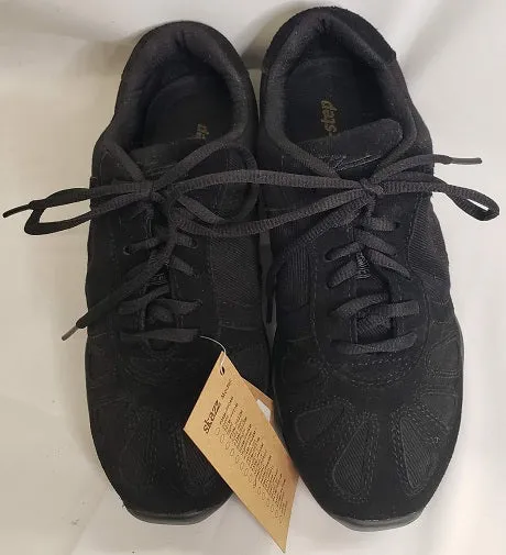 Hillary -- Split Sole Dancesneaker -- Black Club Edge