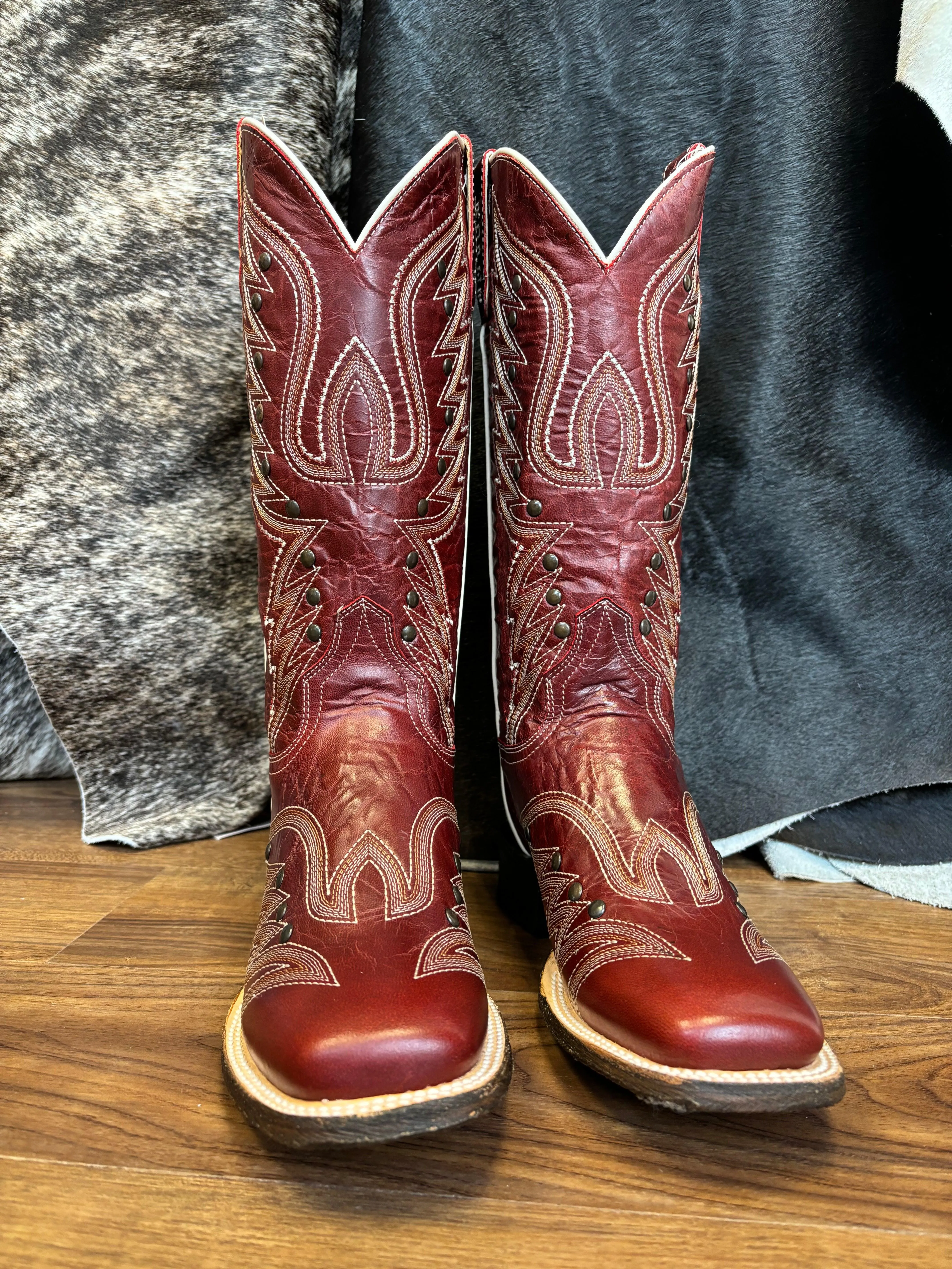 Bold Design Roper Women's Brandy Vintage Red Leather Square Toe Studded Cowgirl Boots 7015-8631