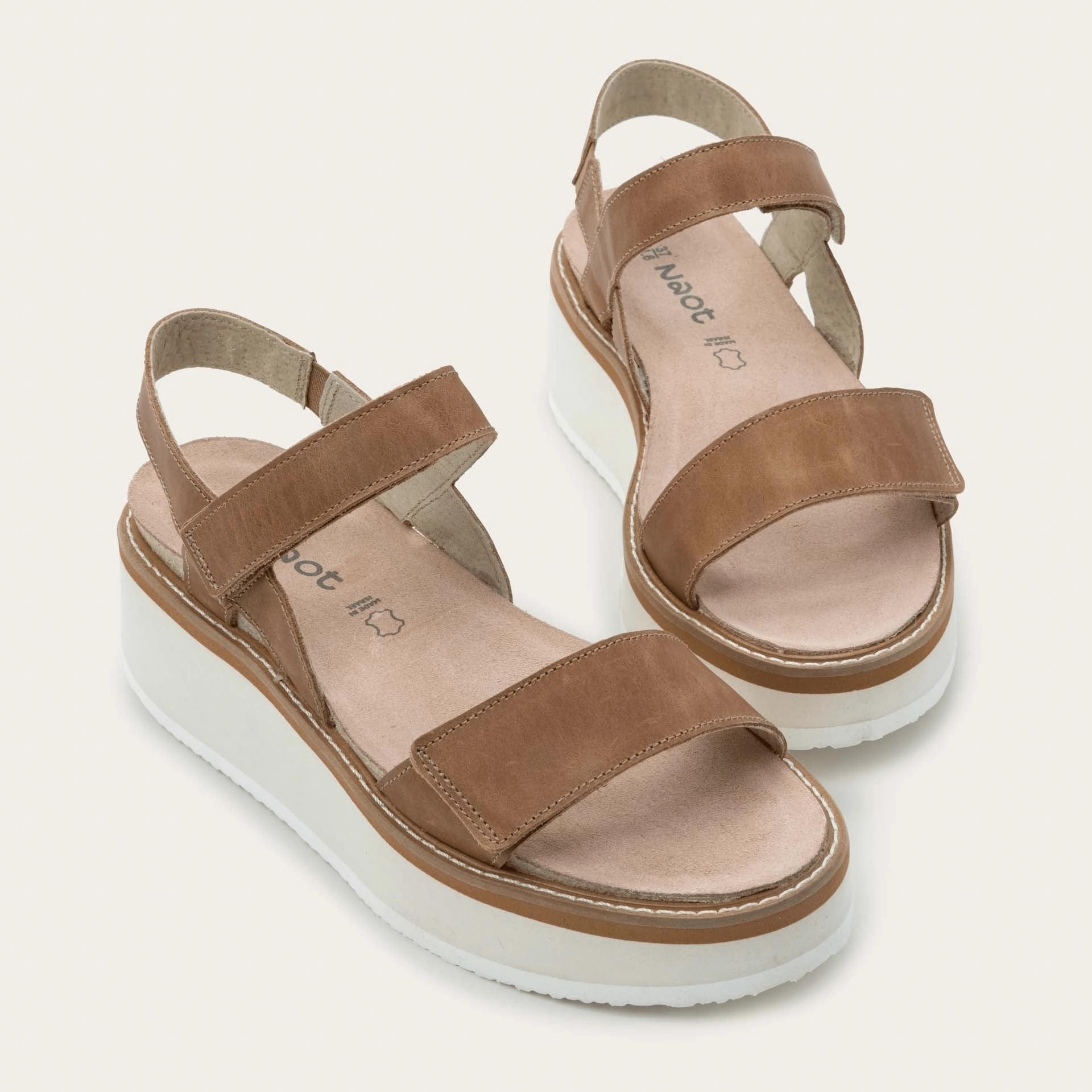 Urban Chill Meringue | Leather | Latte Brown w/ Off White Sole