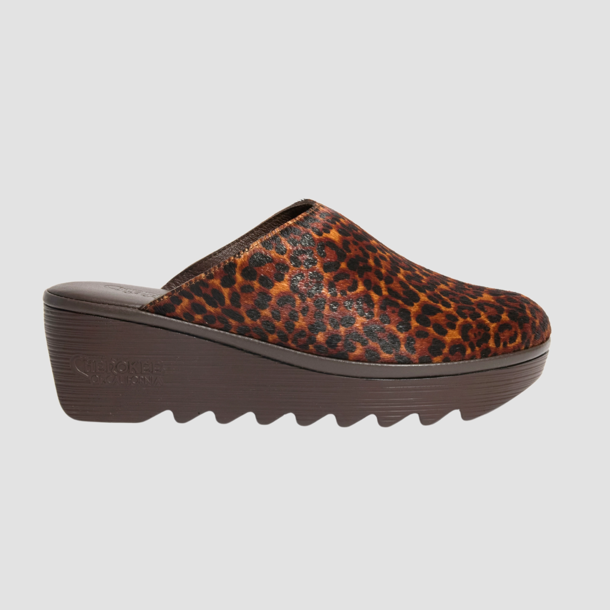 Soft Cushioning Jenny Mid Beep Dark Cheetah Chocolate Bottom