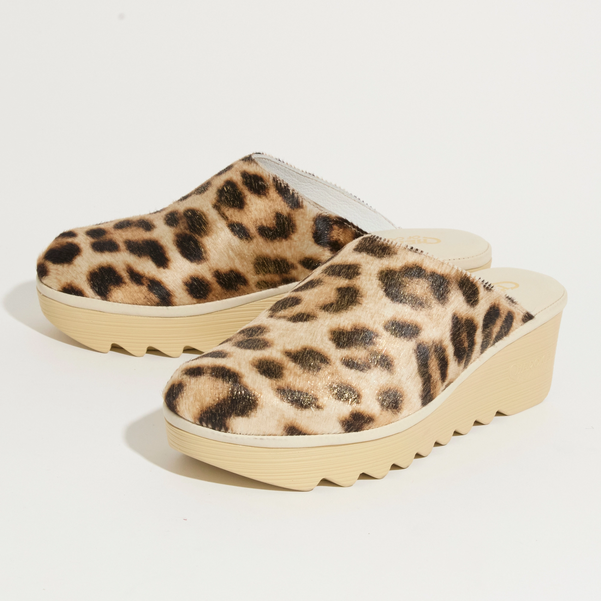 Gentle Walk Jenny Mid Beep Light Cheetah Natural Bottom