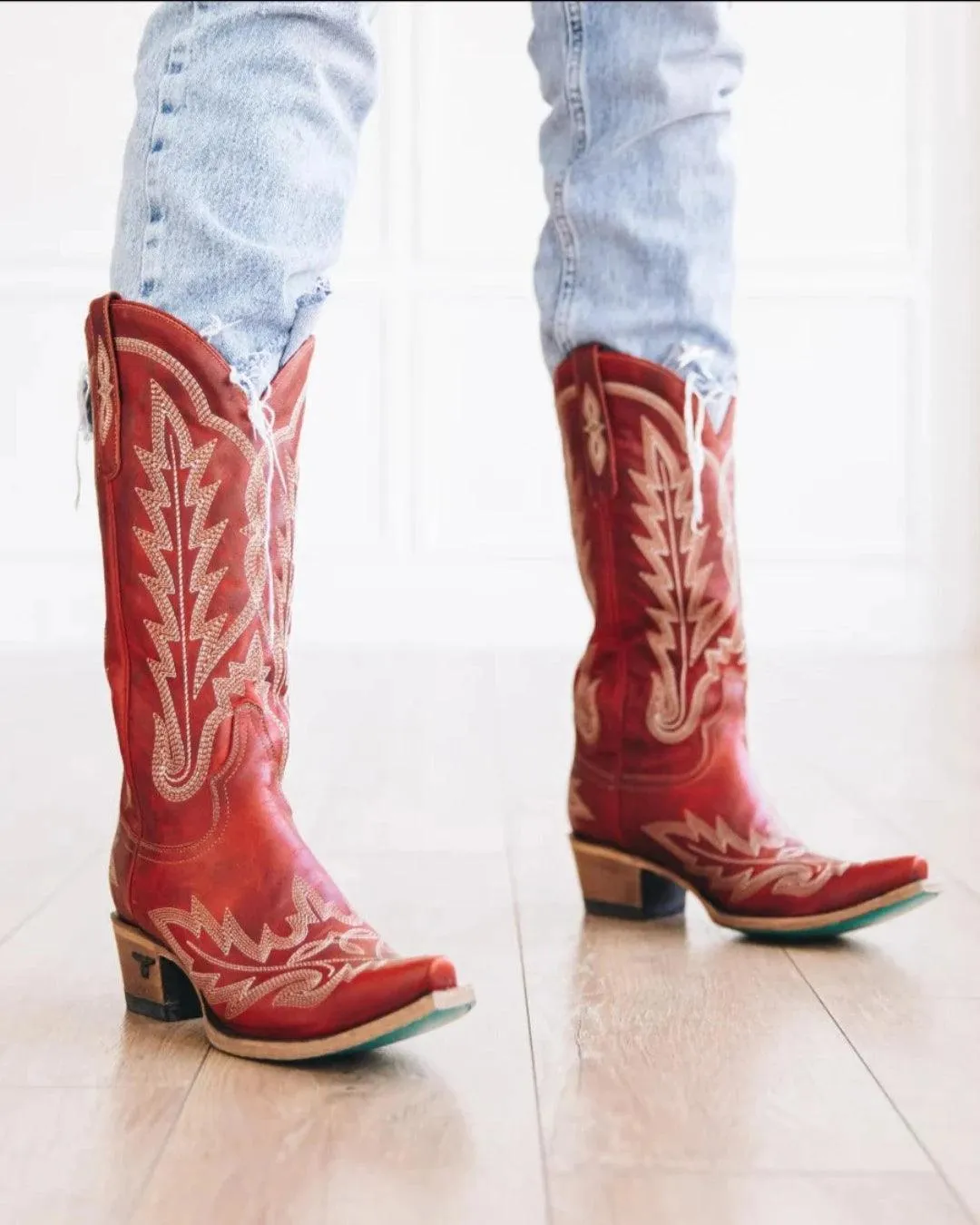 Lane Boots Womens Smoldering Ruby Red Lexington Cowgirl Boots LB0488E Minimalist Mesh Lining