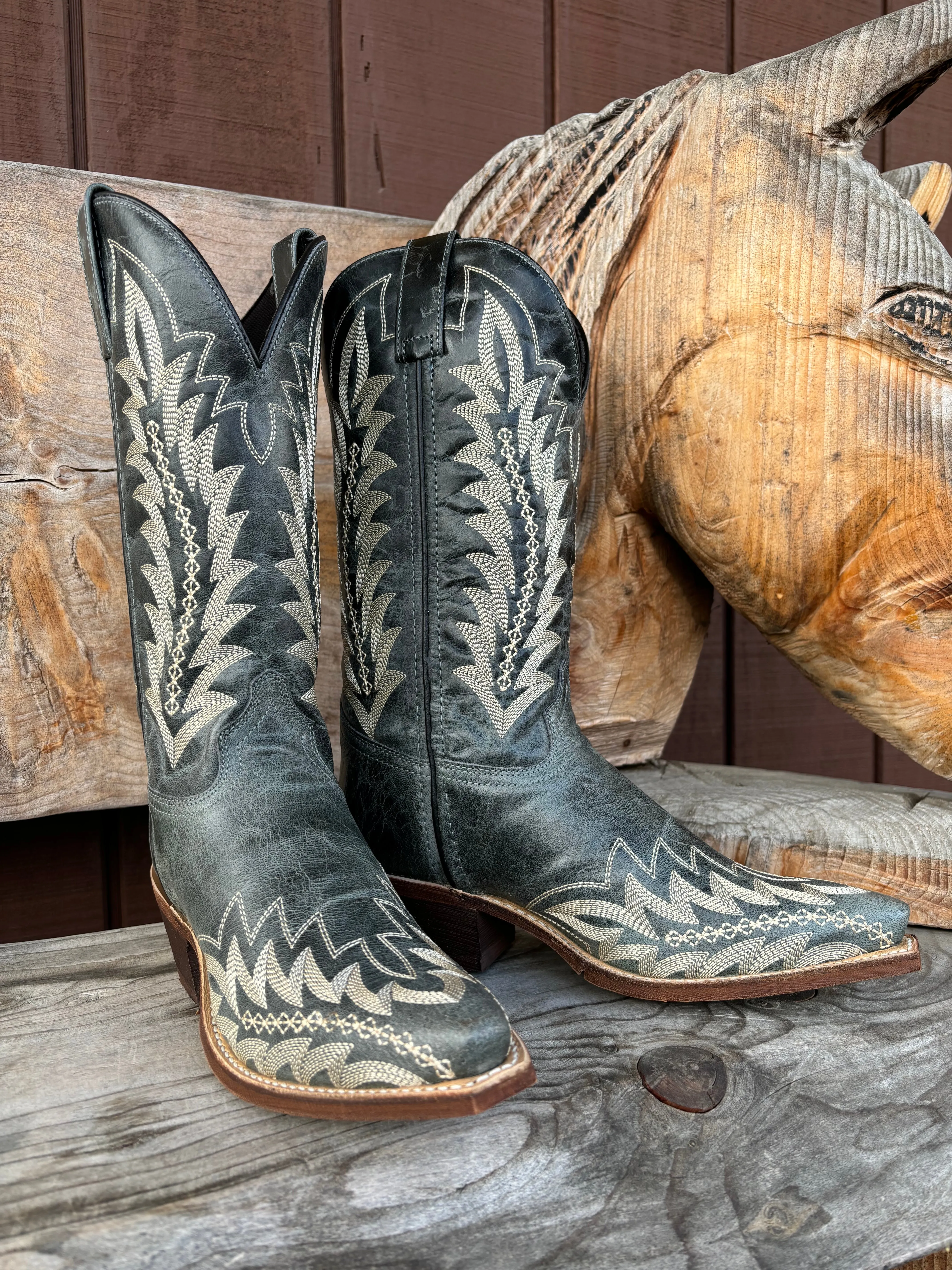 Laredo Women's Emmylee Blue Embroidered Snip Toe Cowgirl Boots 52207 Fashion Utility Denim Touch