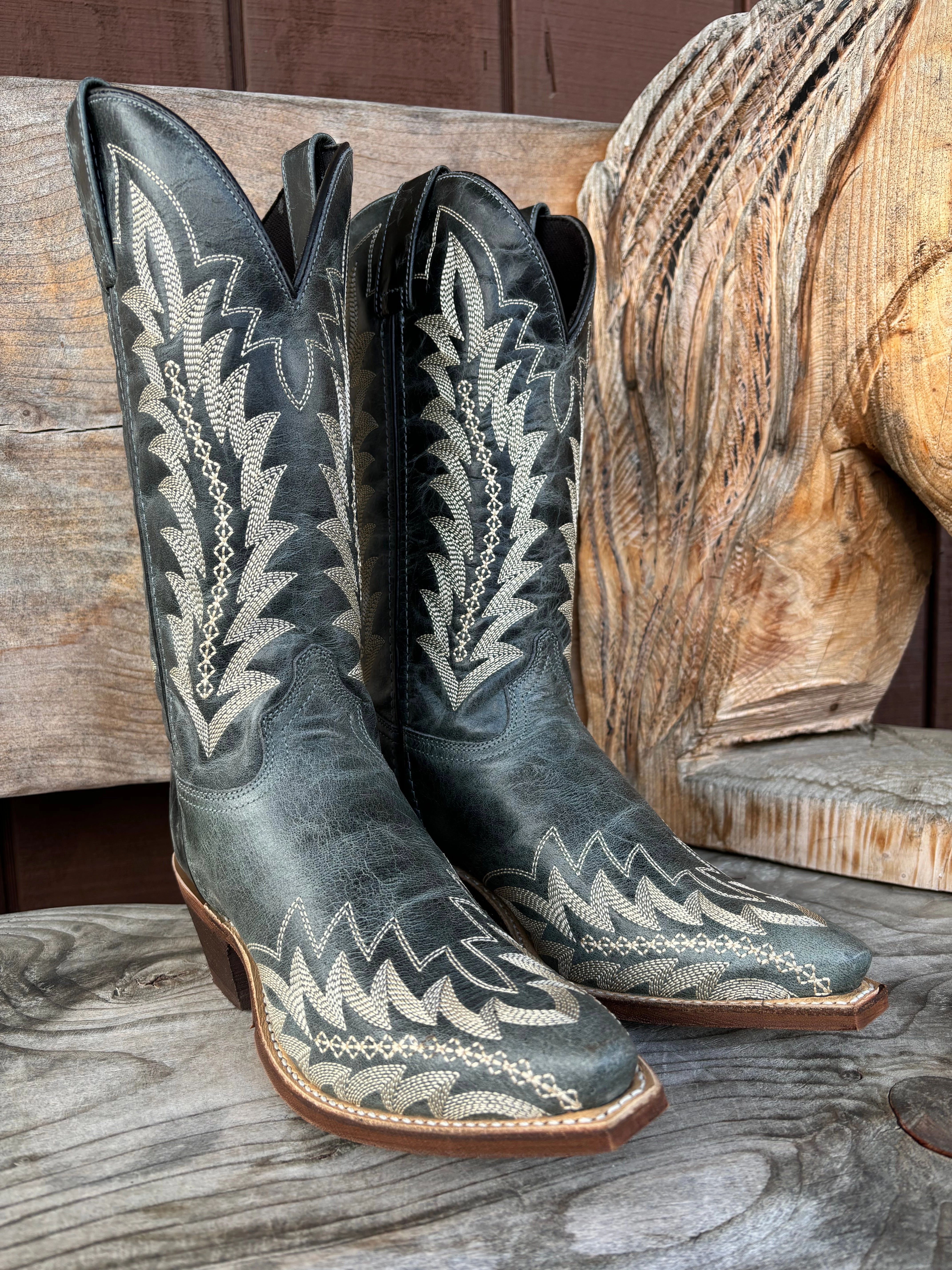 Laredo Women's Emmylee Blue Embroidered Snip Toe Cowgirl Boots 52207 Memory Foam