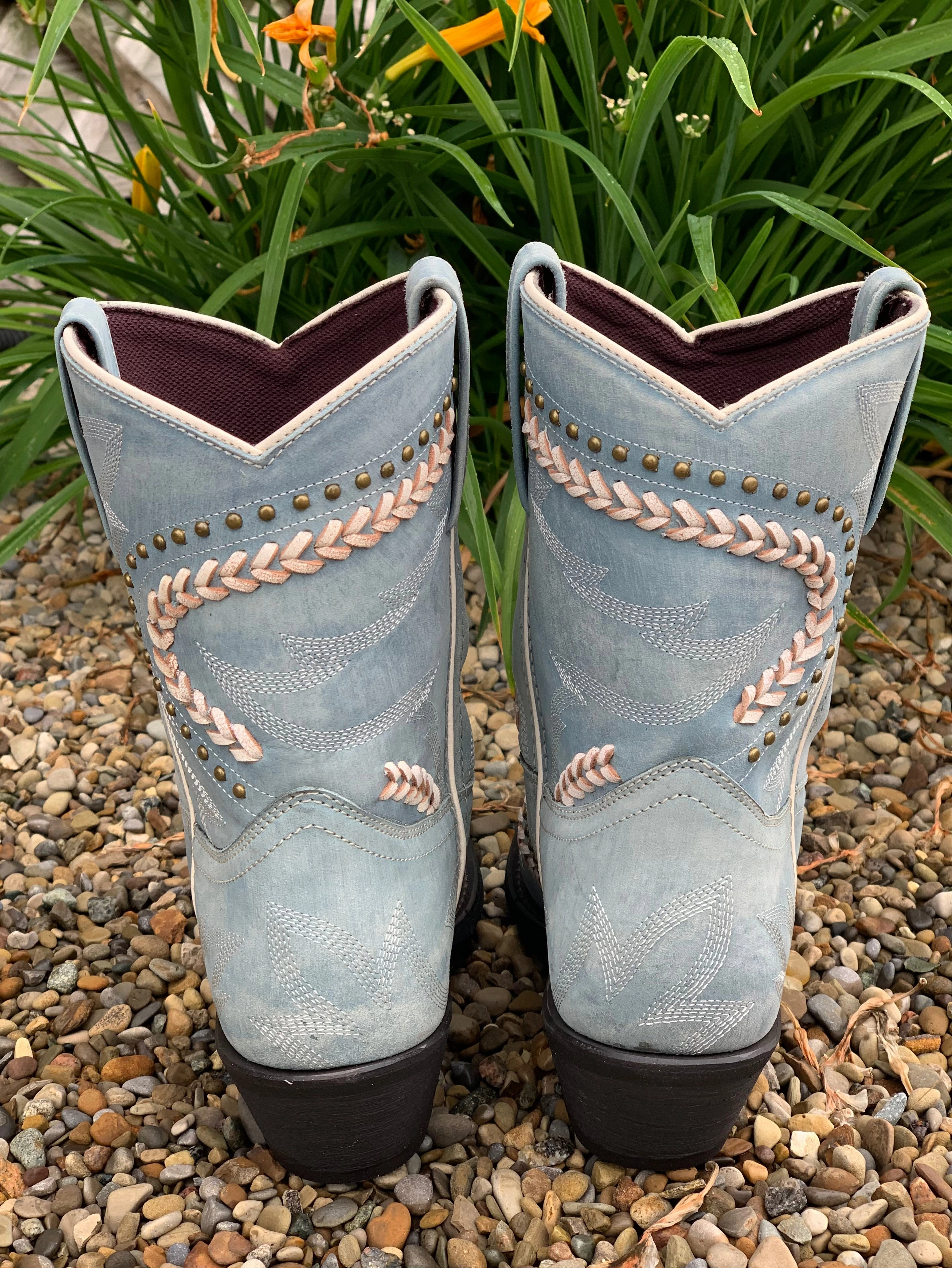 Laredo Women's Fancy Blue Snip Toe Shortie Cowgirl Boots 52401 High-Performance Footwear