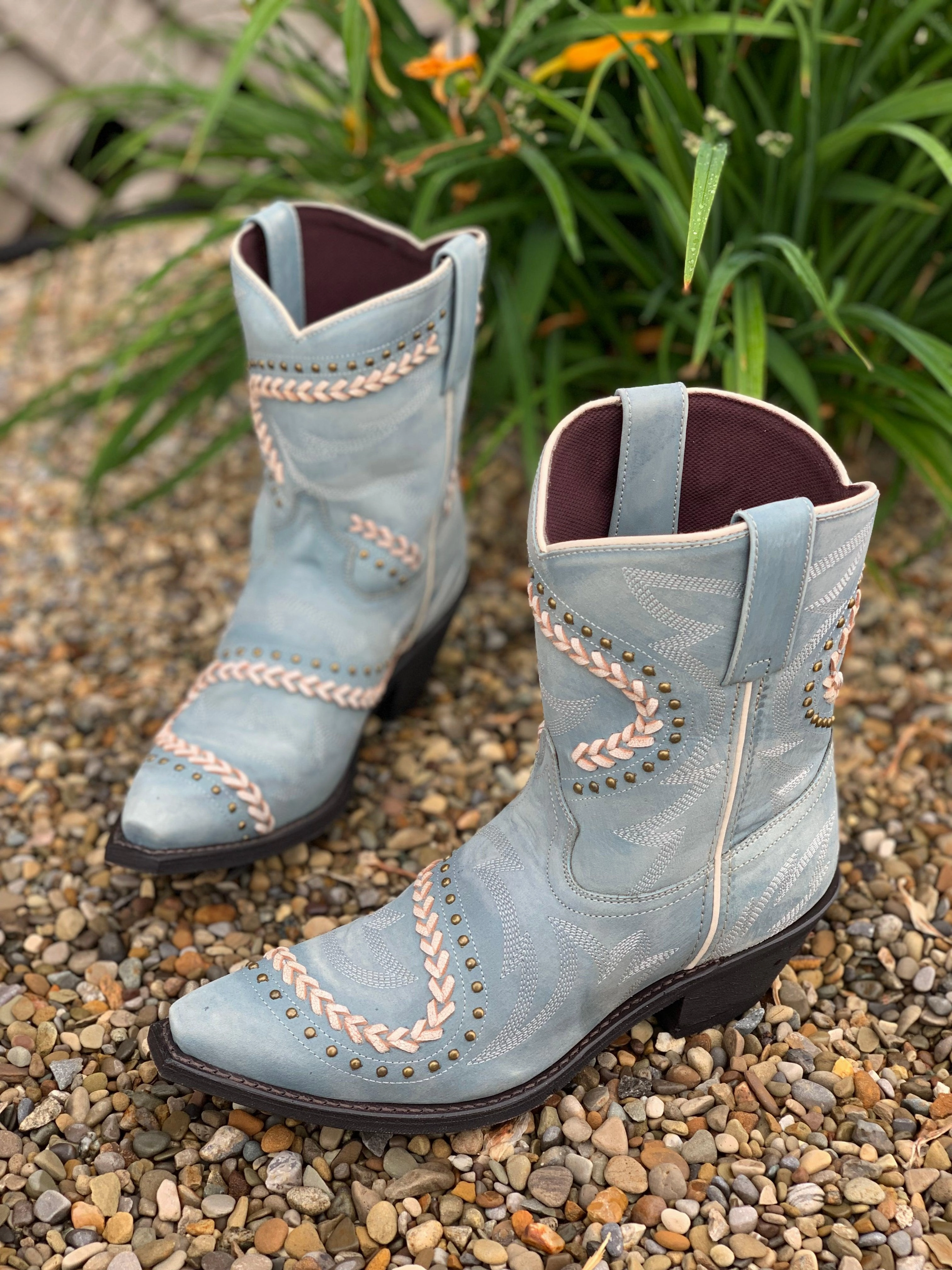 Outdoor Utility Zipper Closure Laredo Women's Fancy Blue Snip Toe Shortie Cowgirl Boots 52401