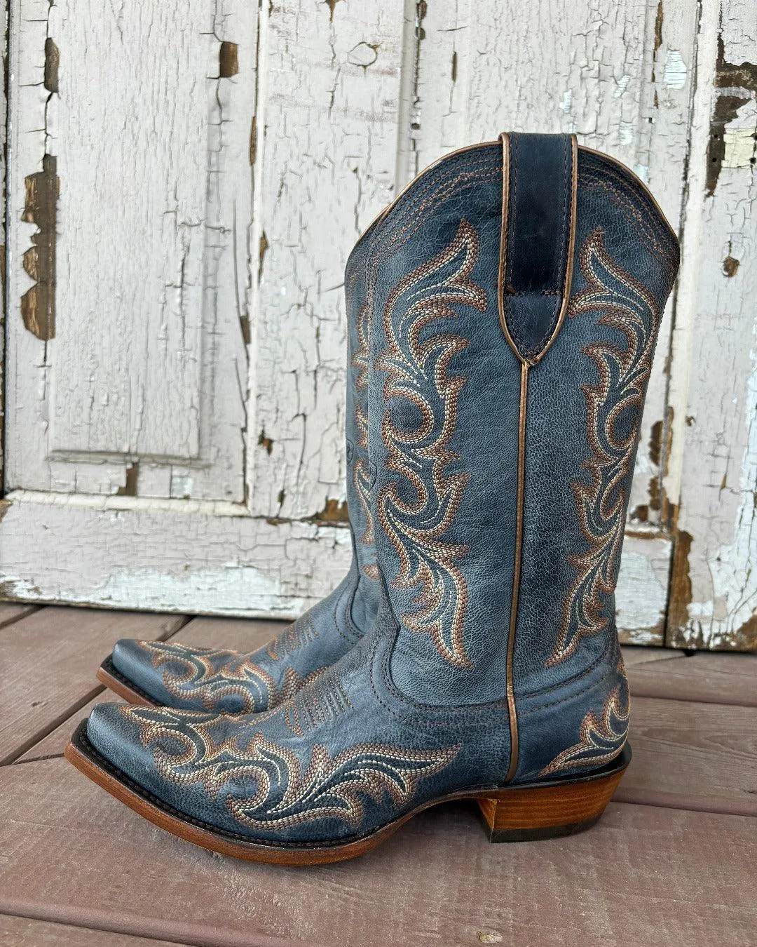 Ariat Women's Hazen Blueberry Snip Toe Western Cowgirl Boots 10050894 Seamless Style Warm Core