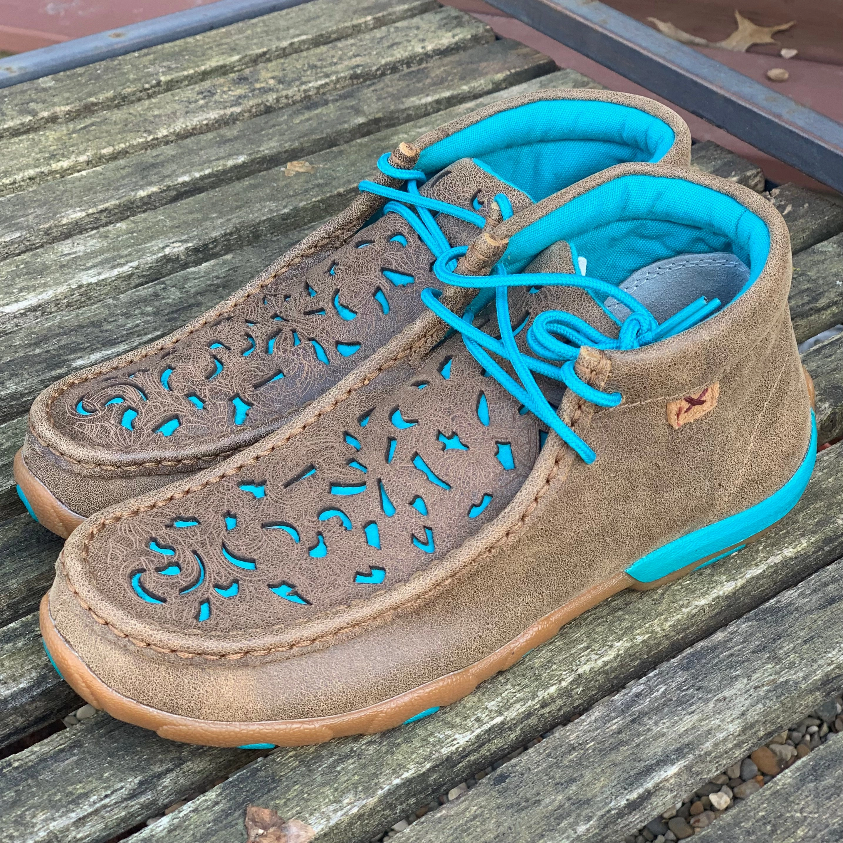 Twisted X Women's Bomber Leather with Turquoise Inlay Chukka Driving Mocs WDM0126 Injury Safe New York