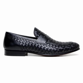 Luca - Black Smooth Design