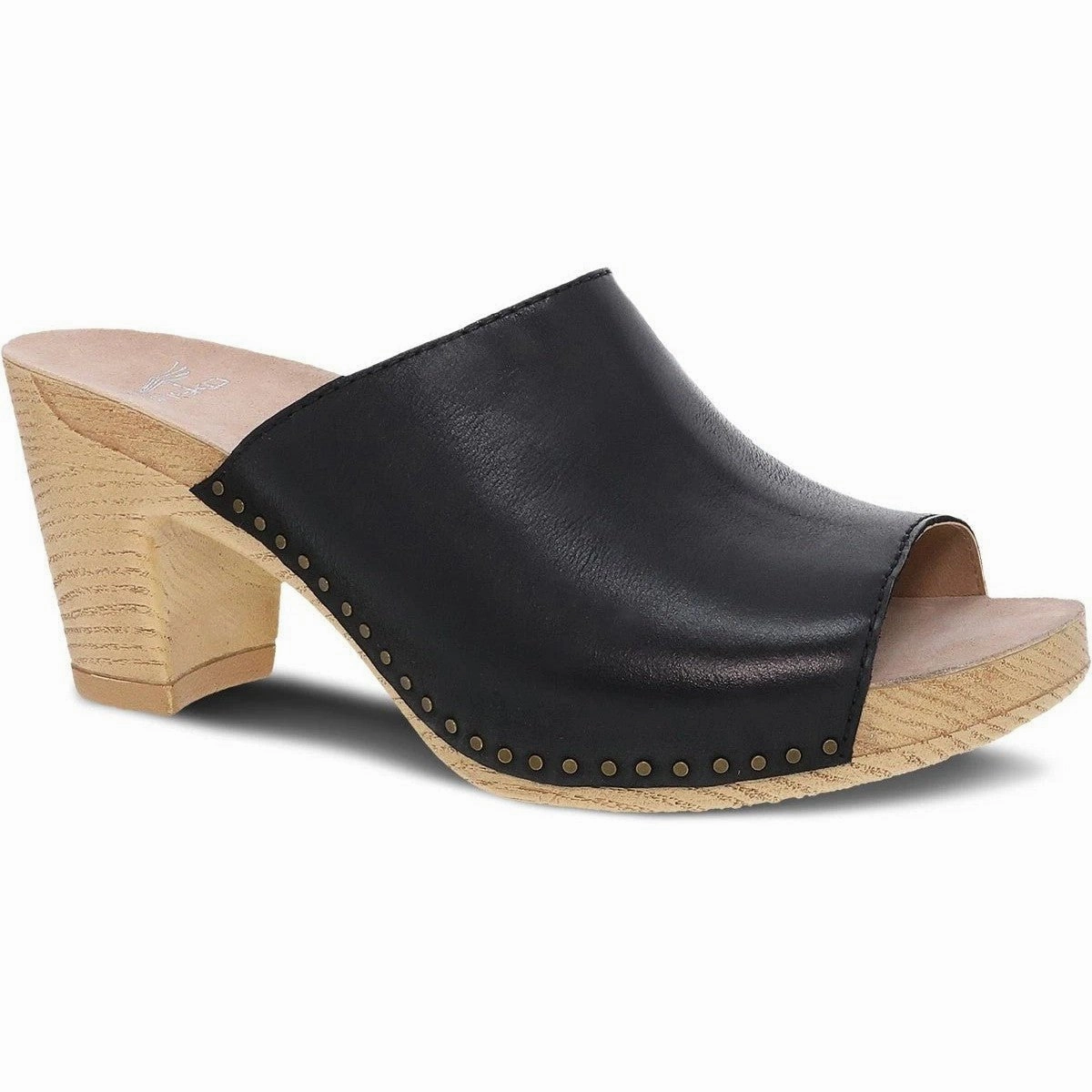 Tandi | Burnished Nappa | Black Surf Step Gold Tone