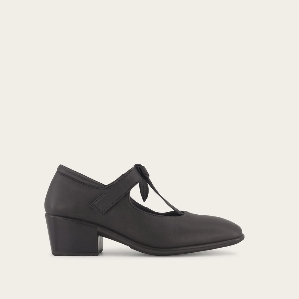 Climb Strong Nobility | Leather | Jet Black