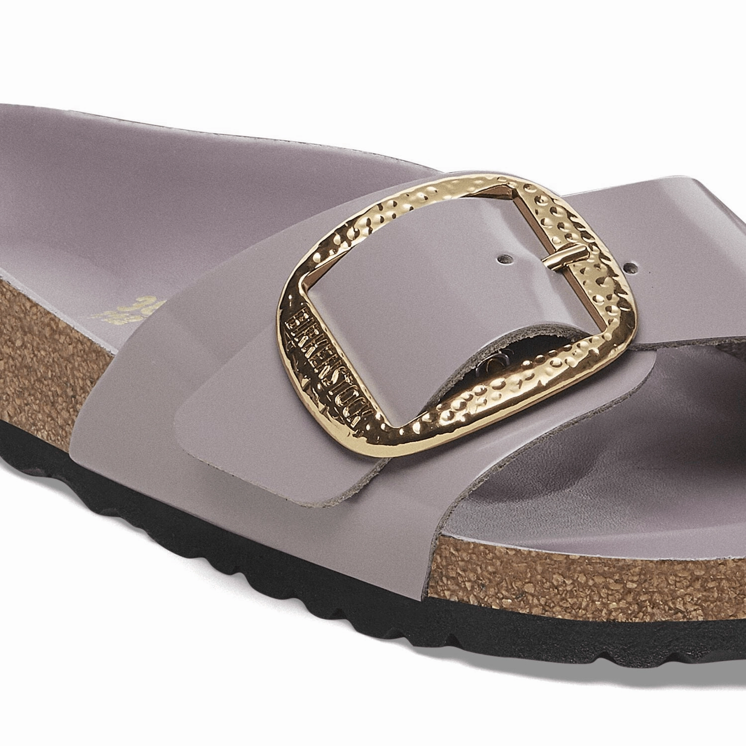 Madrid Hammered Big Buckle | High-Shine Patent Leather | Faded Purple Water Edge Kind Step