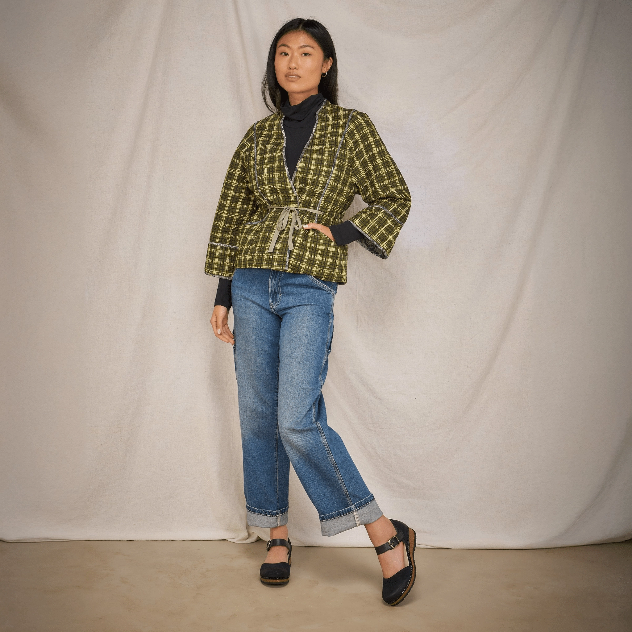 Airy Design Mae | Burnished Suede | Black