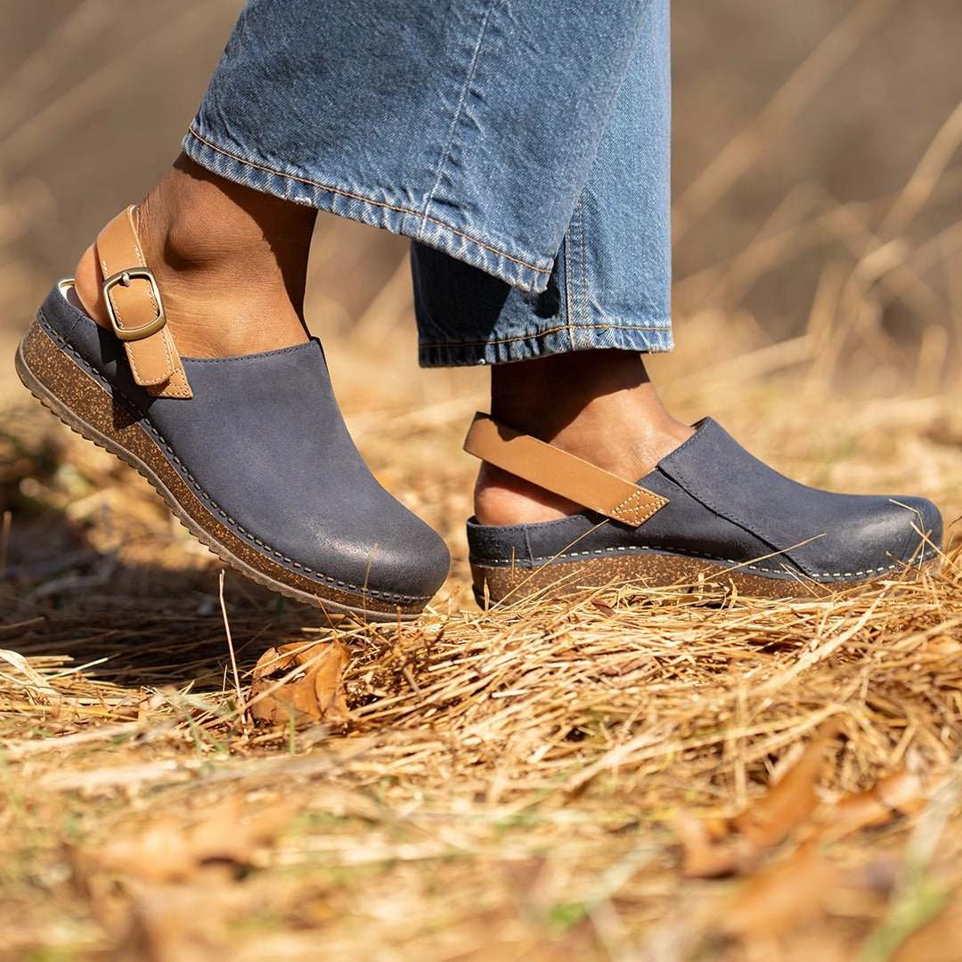 Merrin | Burnished Suede | Blue - Clog - Dansko