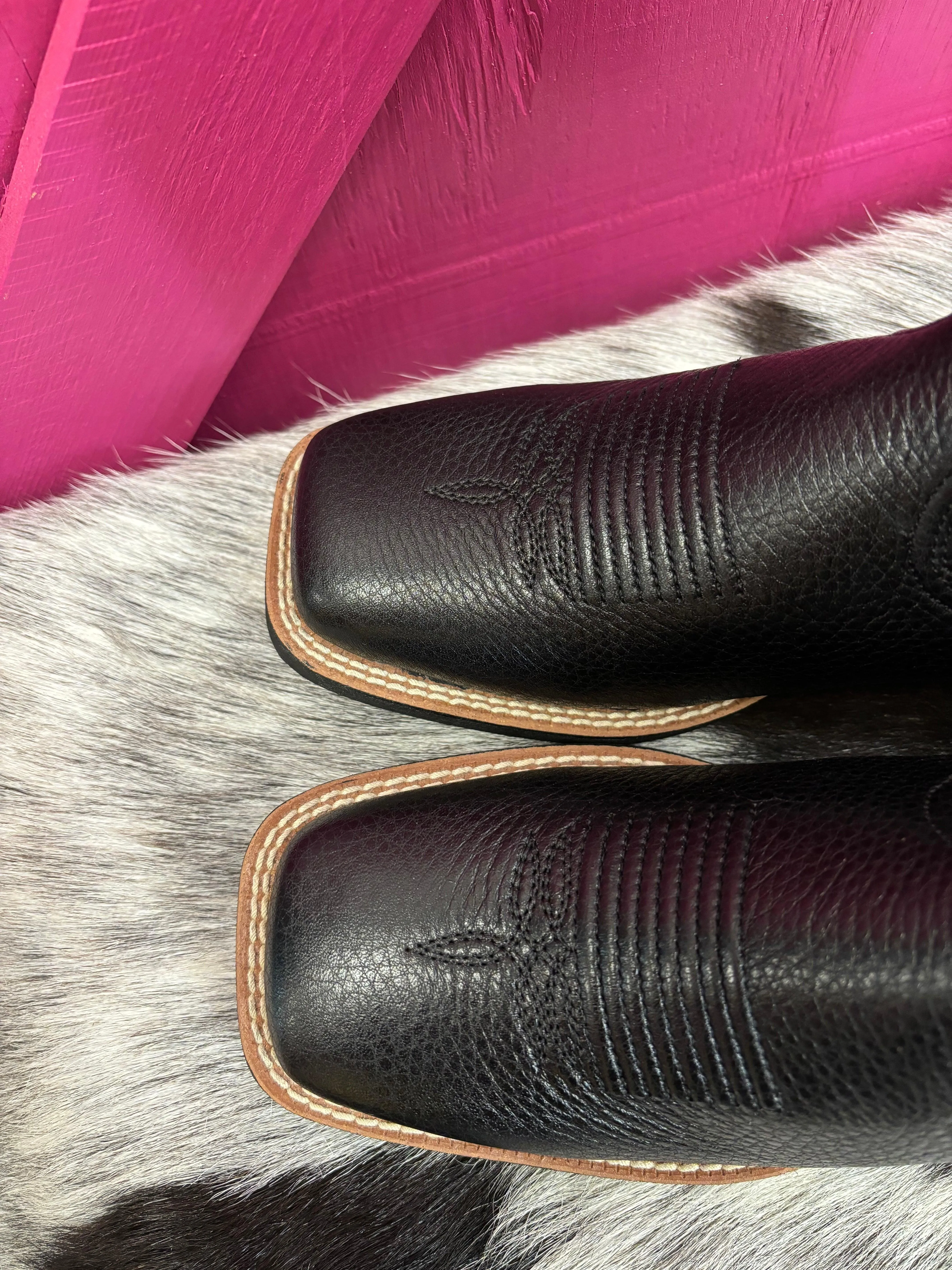 Ariat Women's Black Deertan Cattle Caite Stretchfit Square Toe Cowgirl Boot 10050920 Gold Shine